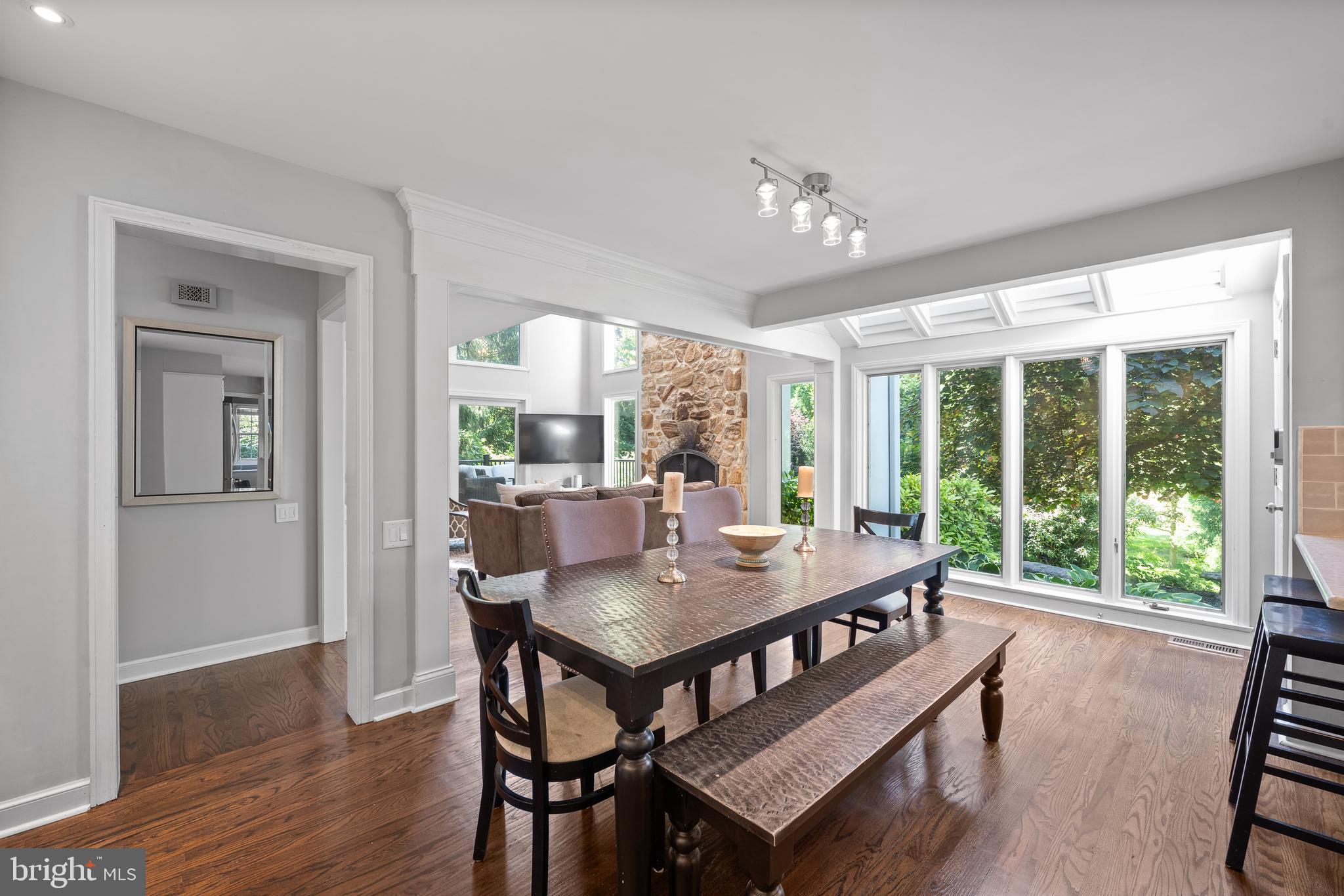 RAVENSCLIFF - Residential