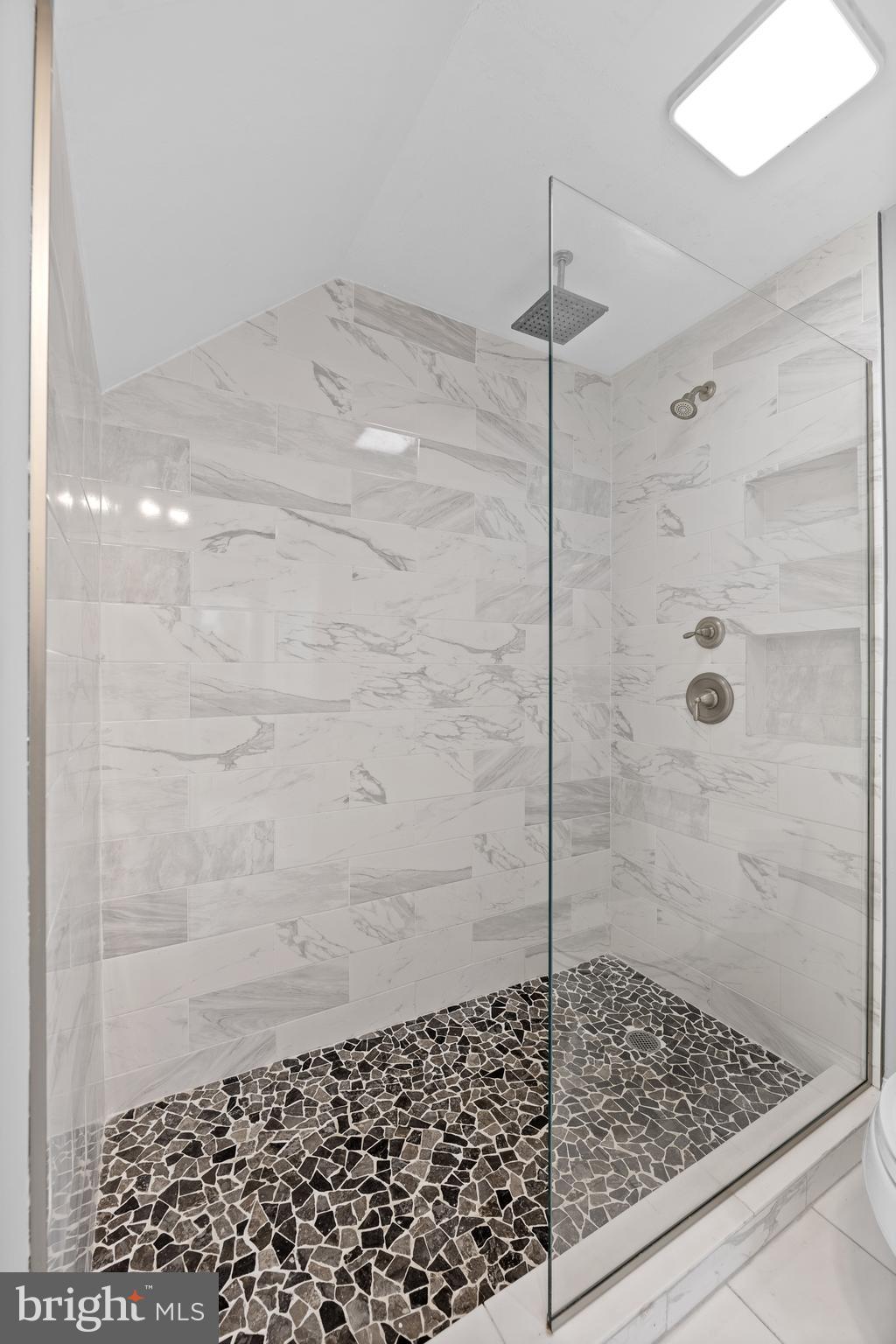 RAVENSCLIFF - Residential