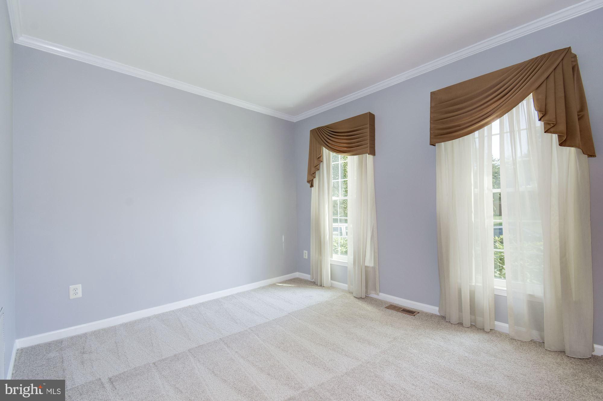 FOX RUN - Residential