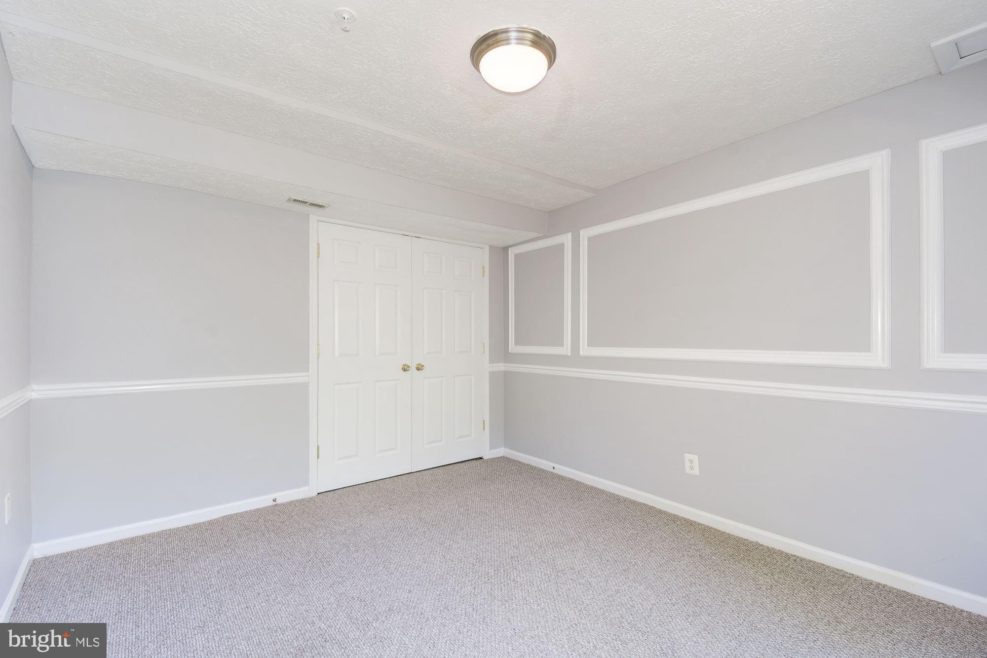 FOX RUN - Residential