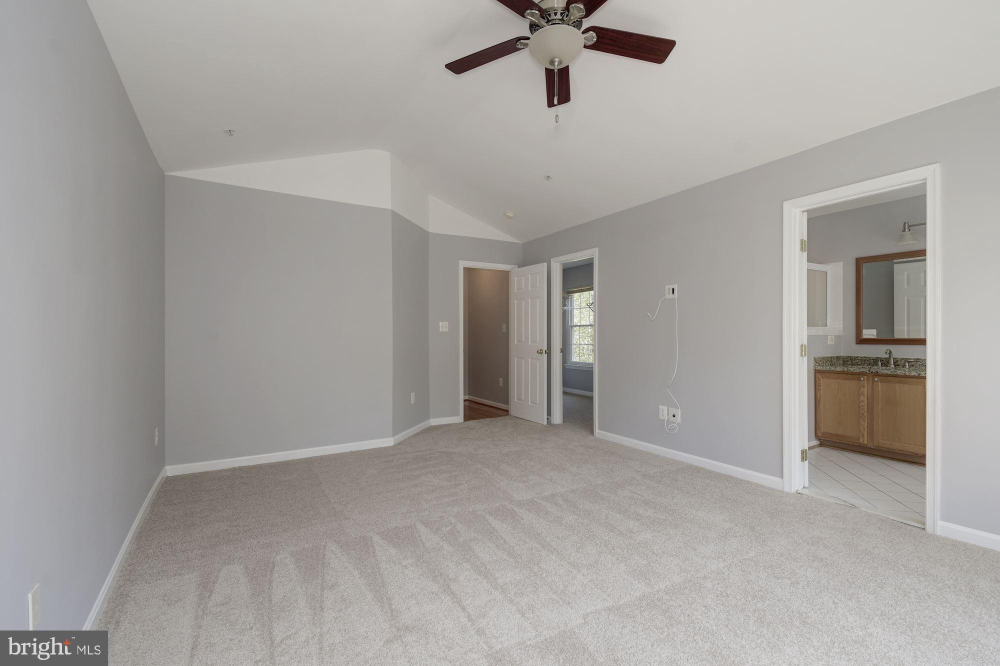 FOX RUN - Residential