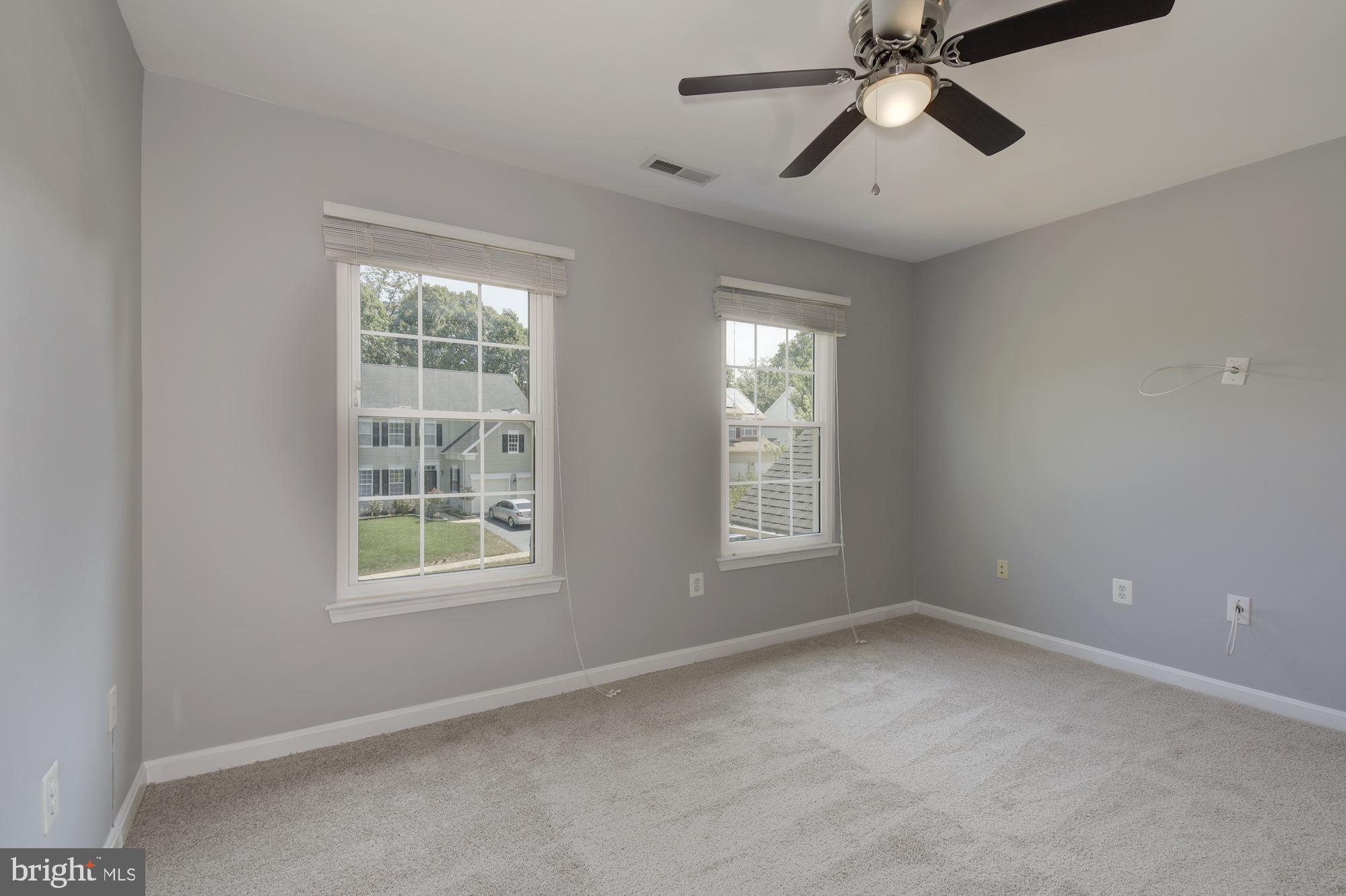 FOX RUN - Residential