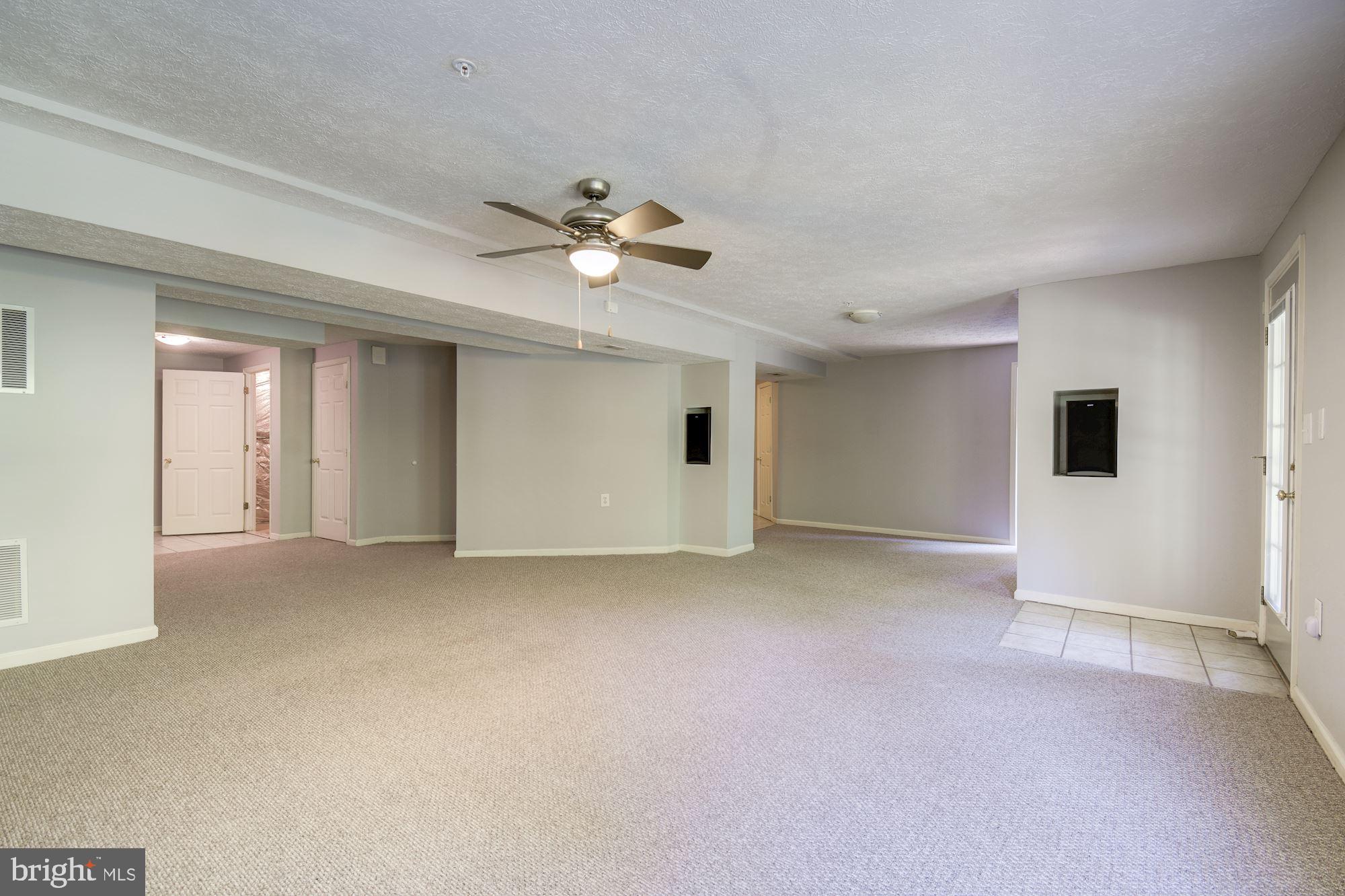 FOX RUN - Residential