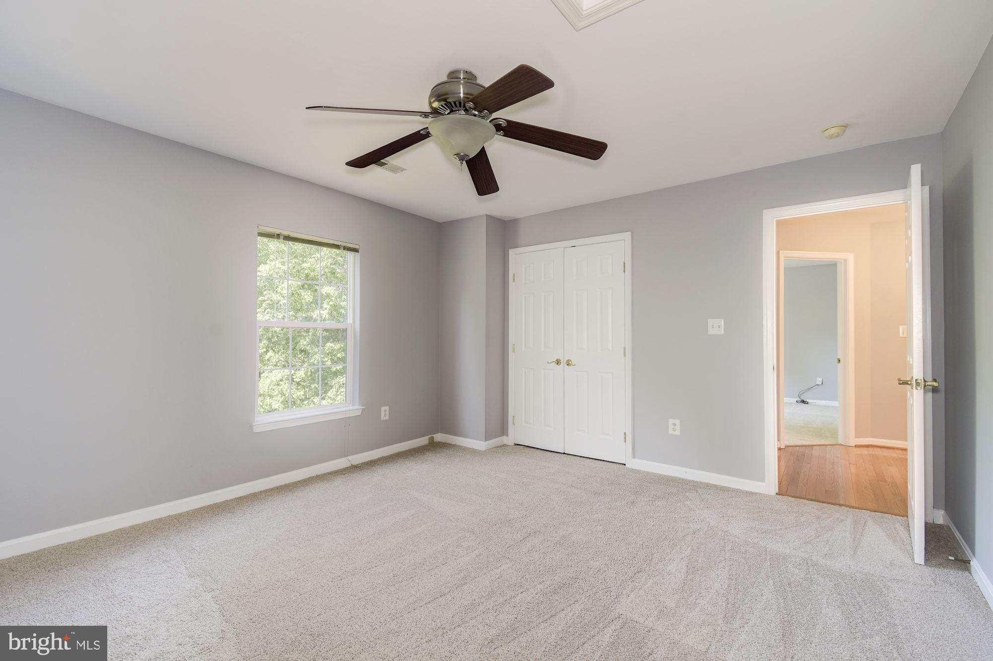 FOX RUN - Residential