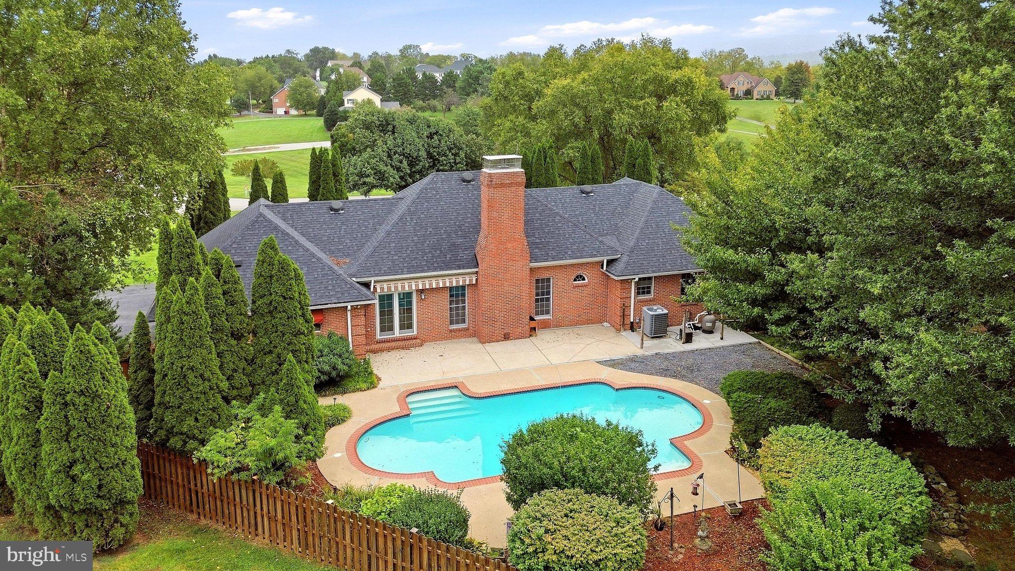 323 EASTLAND DRIVE