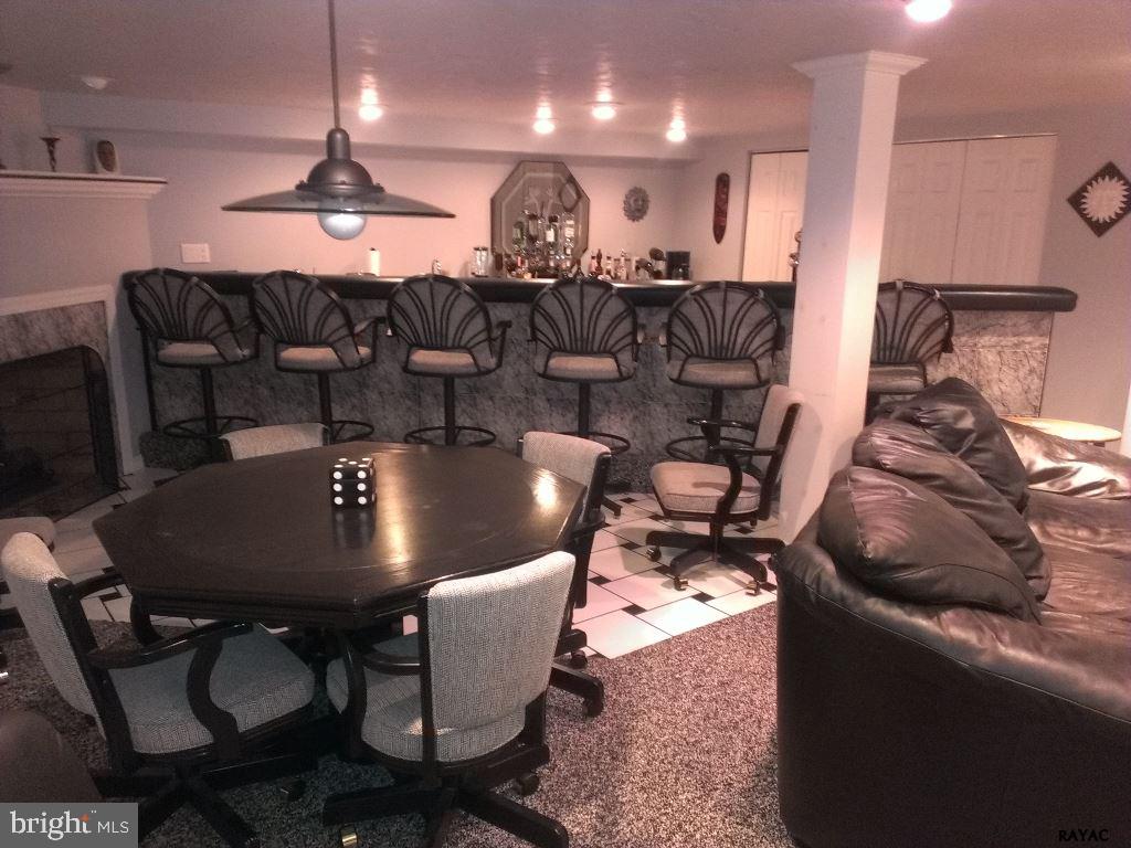 PHEASANT RIDGE - Residential