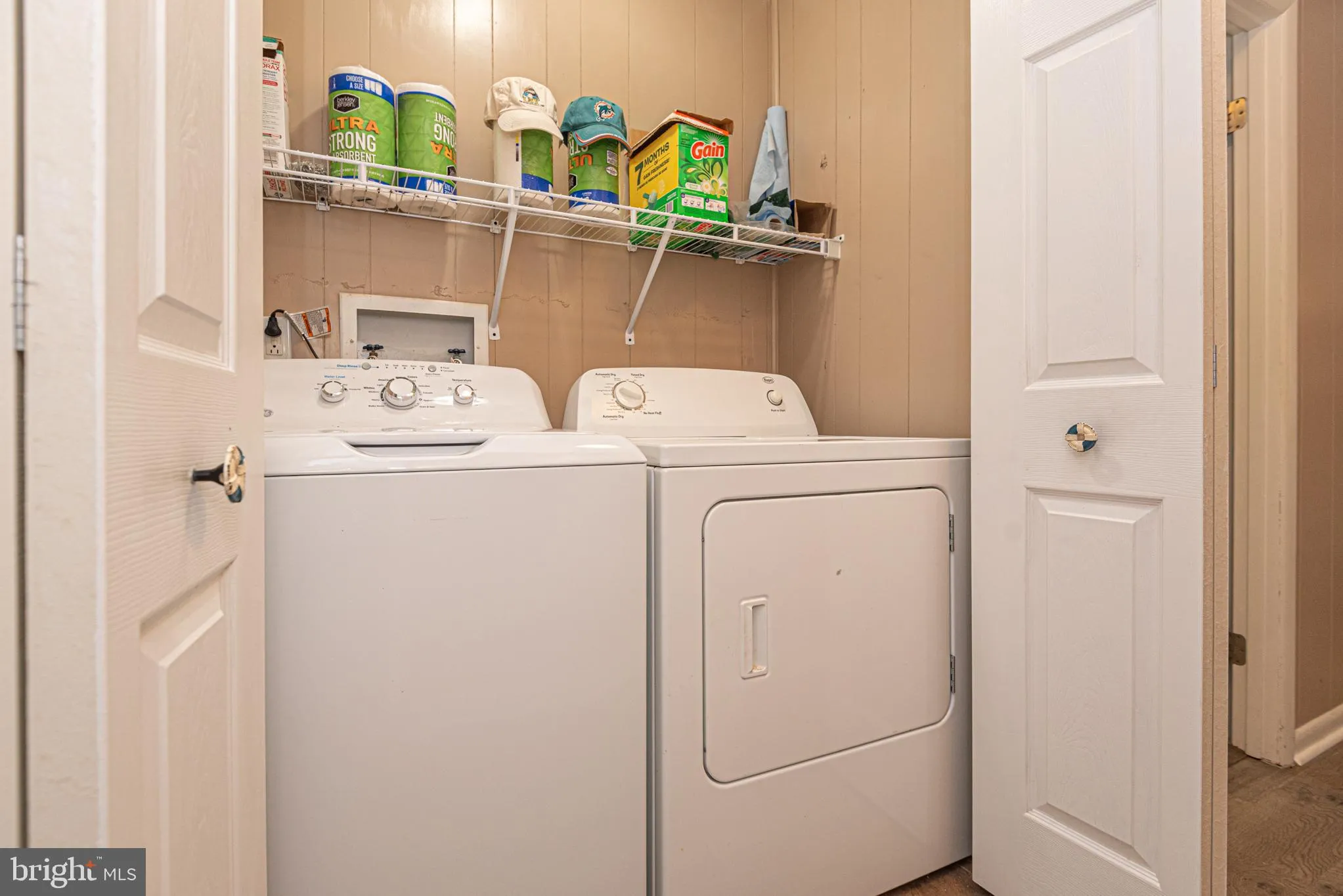 Ocean View, Delaware 19970, United States, 3 Bedrooms Bedrooms, ,2 BathroomsBathrooms,Residential,Active,180271