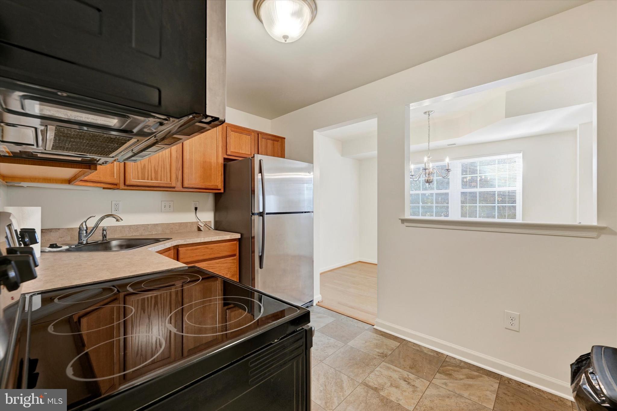 HICKORY HILLS CONDOMINIUMS - Residential