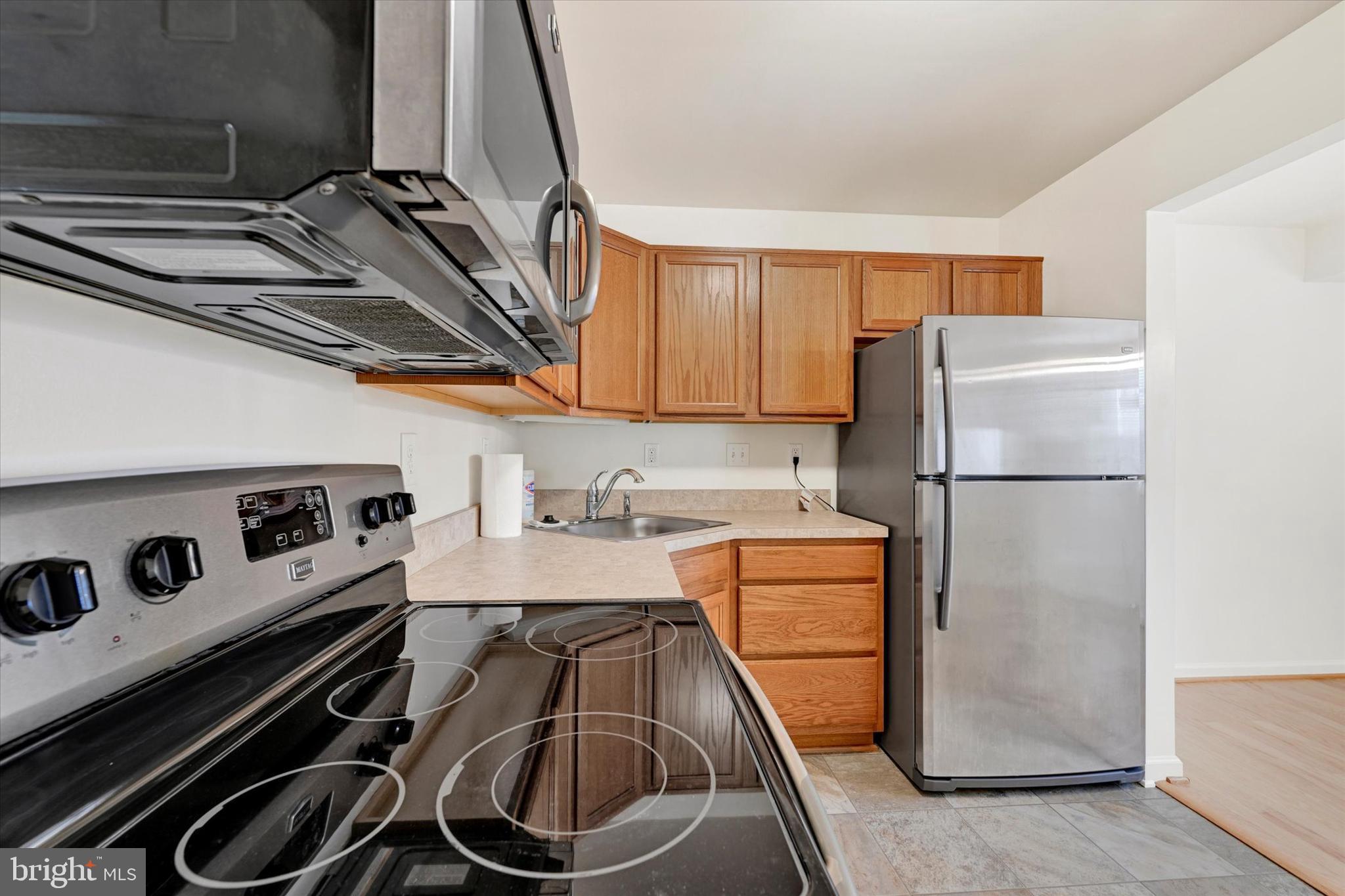 HICKORY HILLS CONDOMINIUMS - Residential