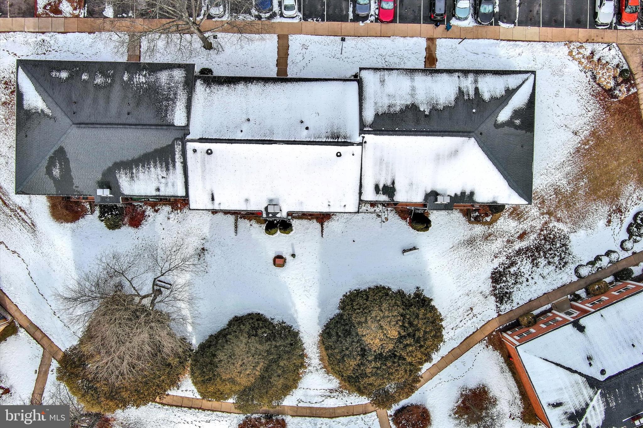 HICKORY HILLS CONDOMINIUMS - Residential