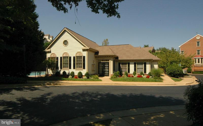 STONEGATE - Residential