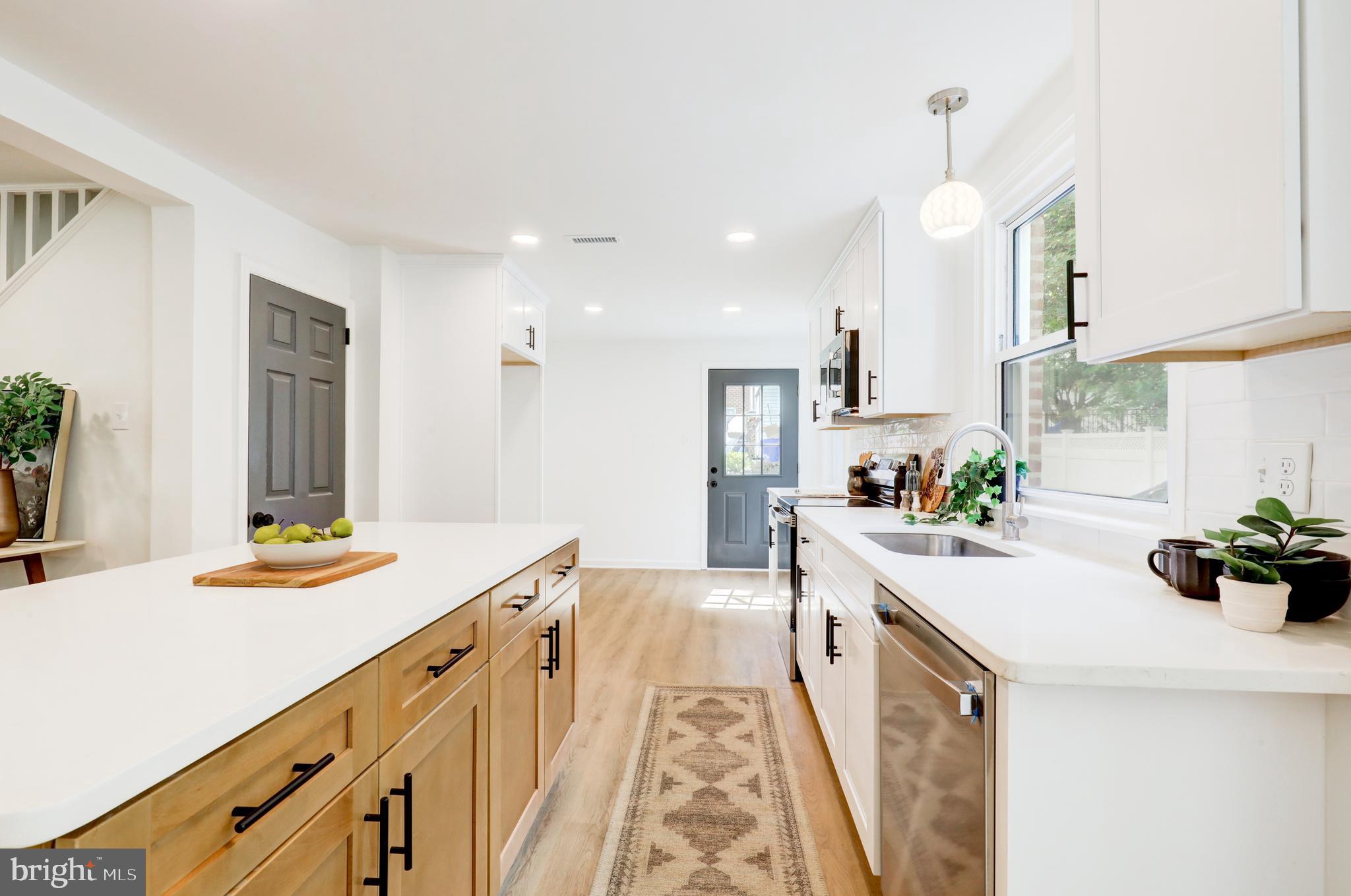 HAVERTOWN - Residential