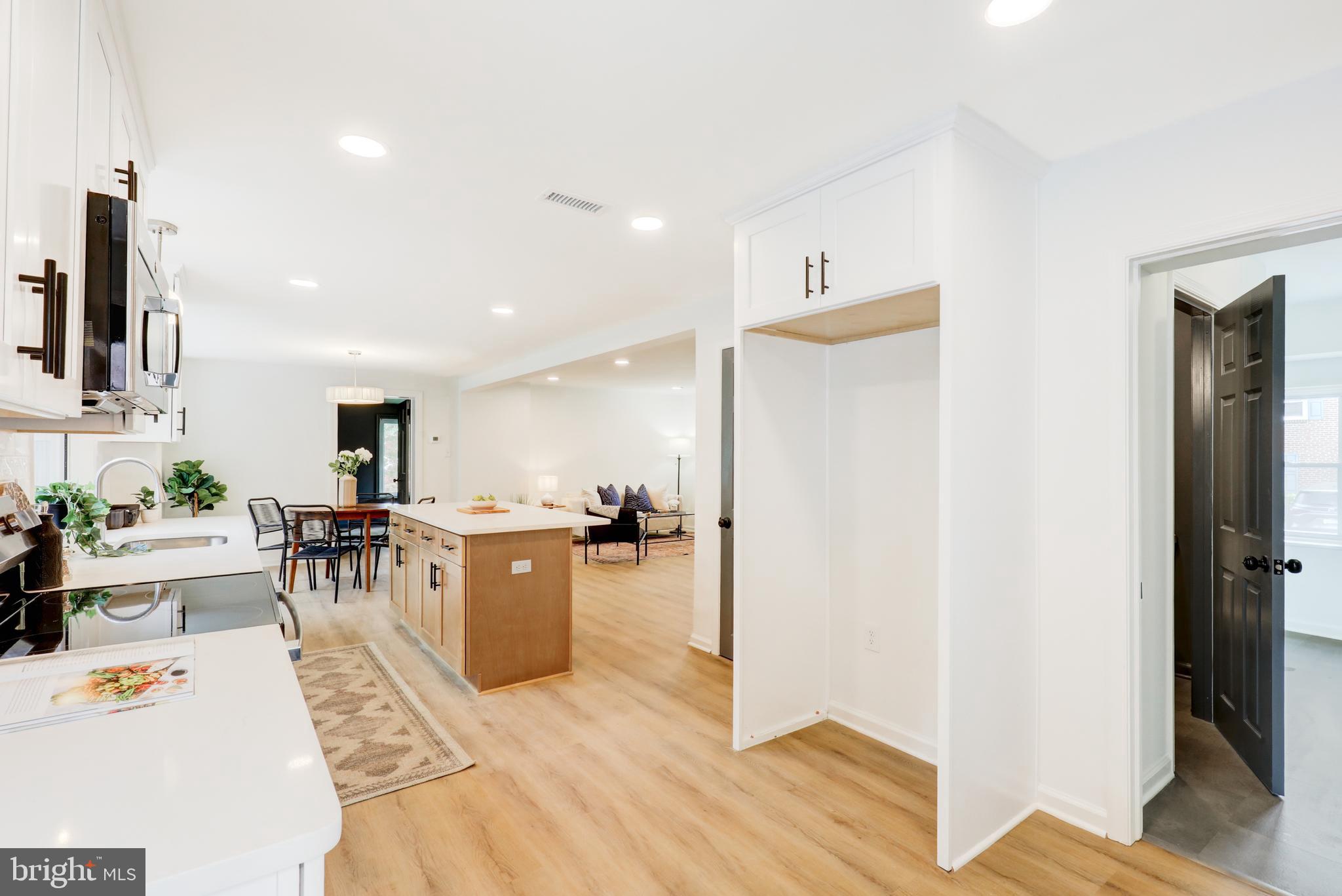 HAVERTOWN - Residential