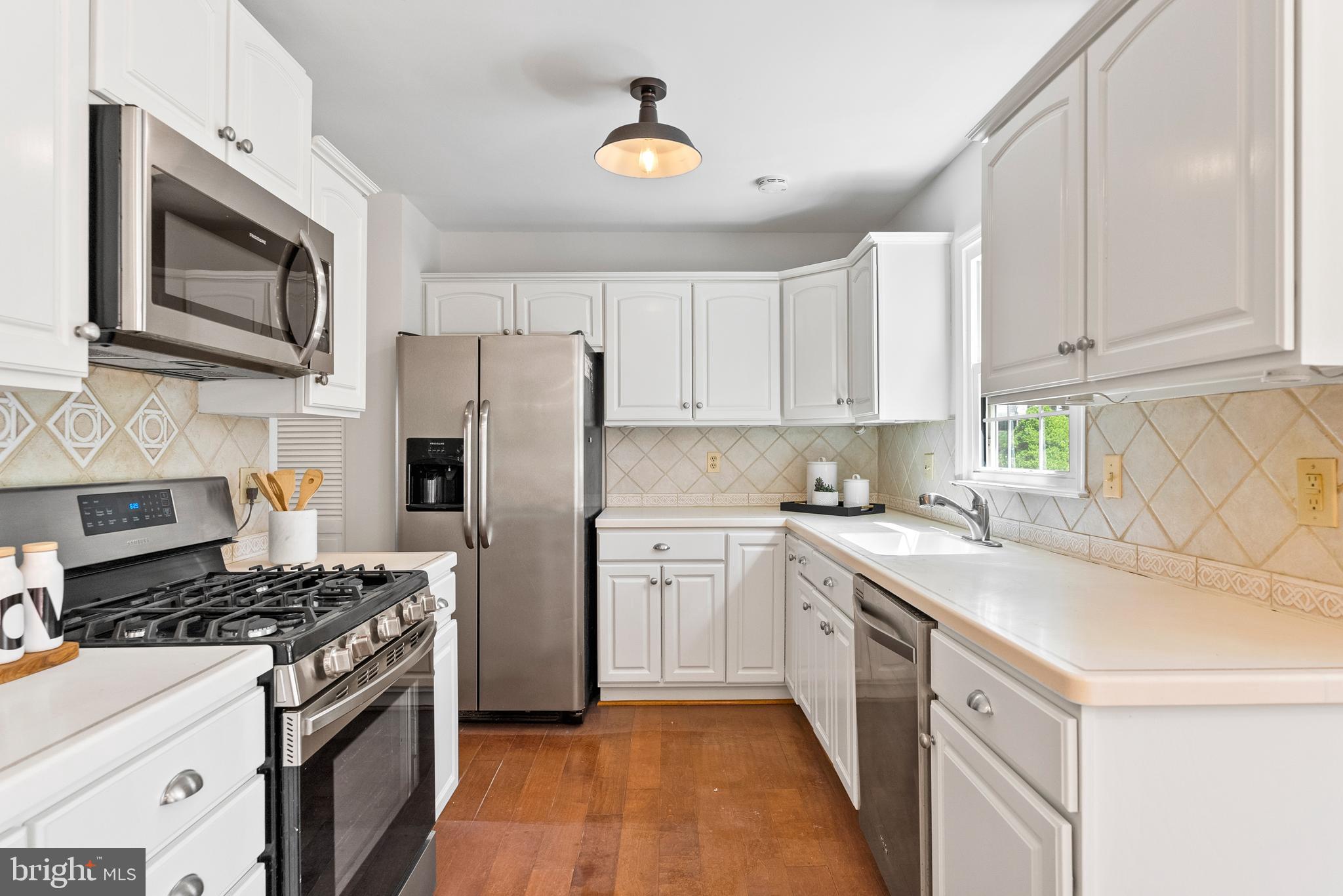 MIDDLERIDGE - Residential