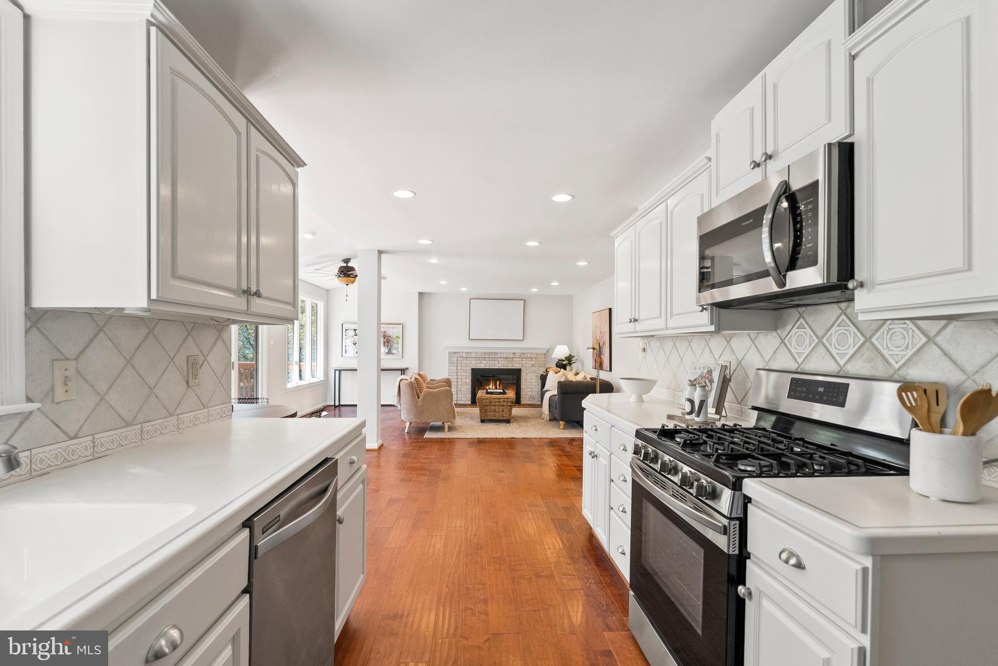 MIDDLERIDGE - Residential