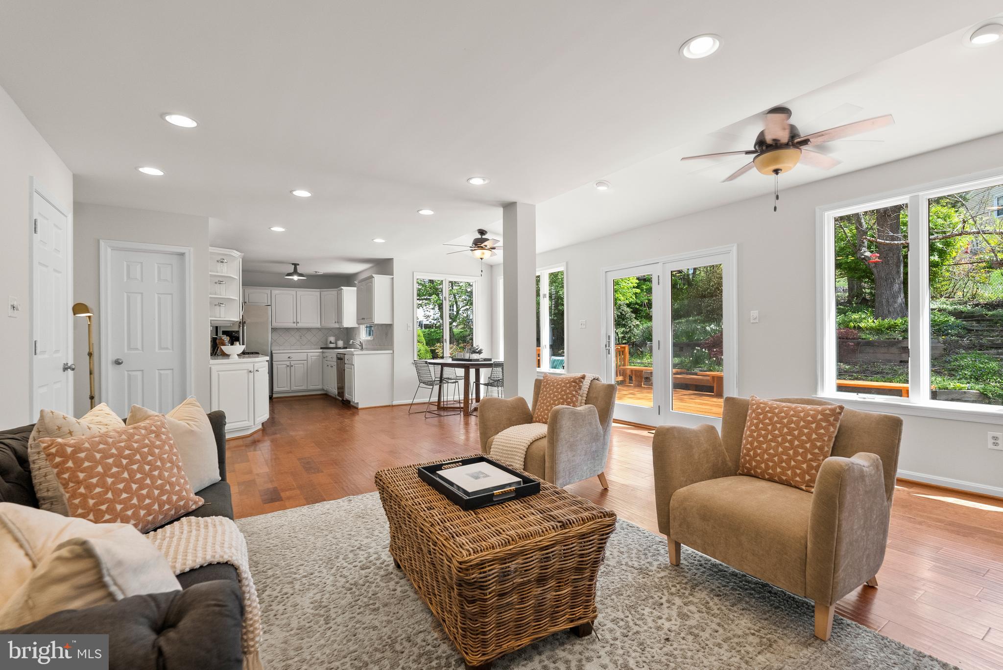 MIDDLERIDGE - Residential