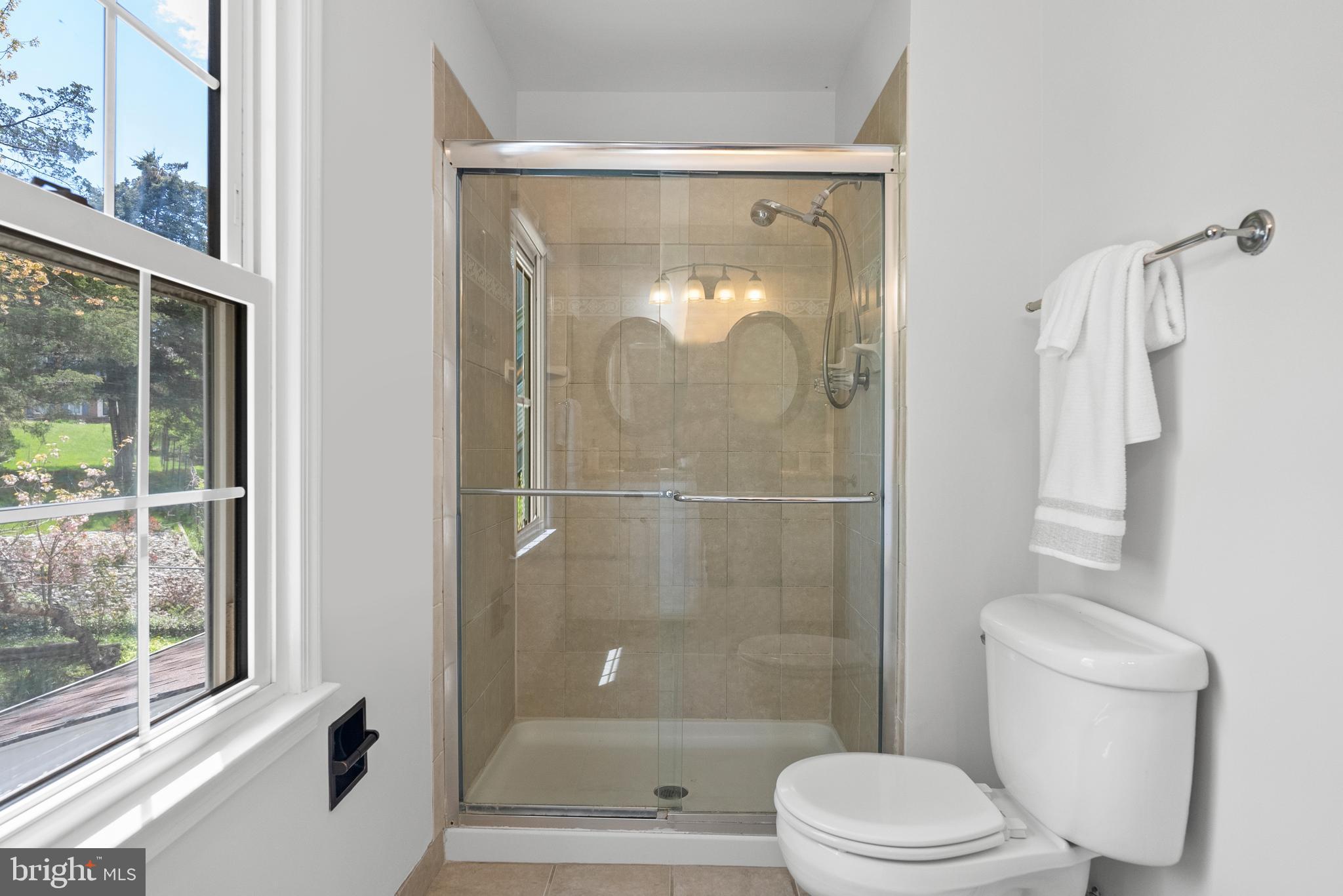 MIDDLERIDGE - Residential