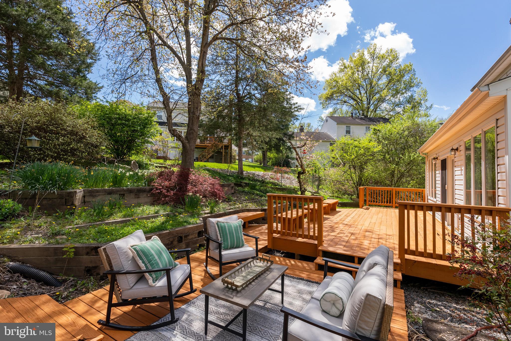 MIDDLERIDGE - Residential