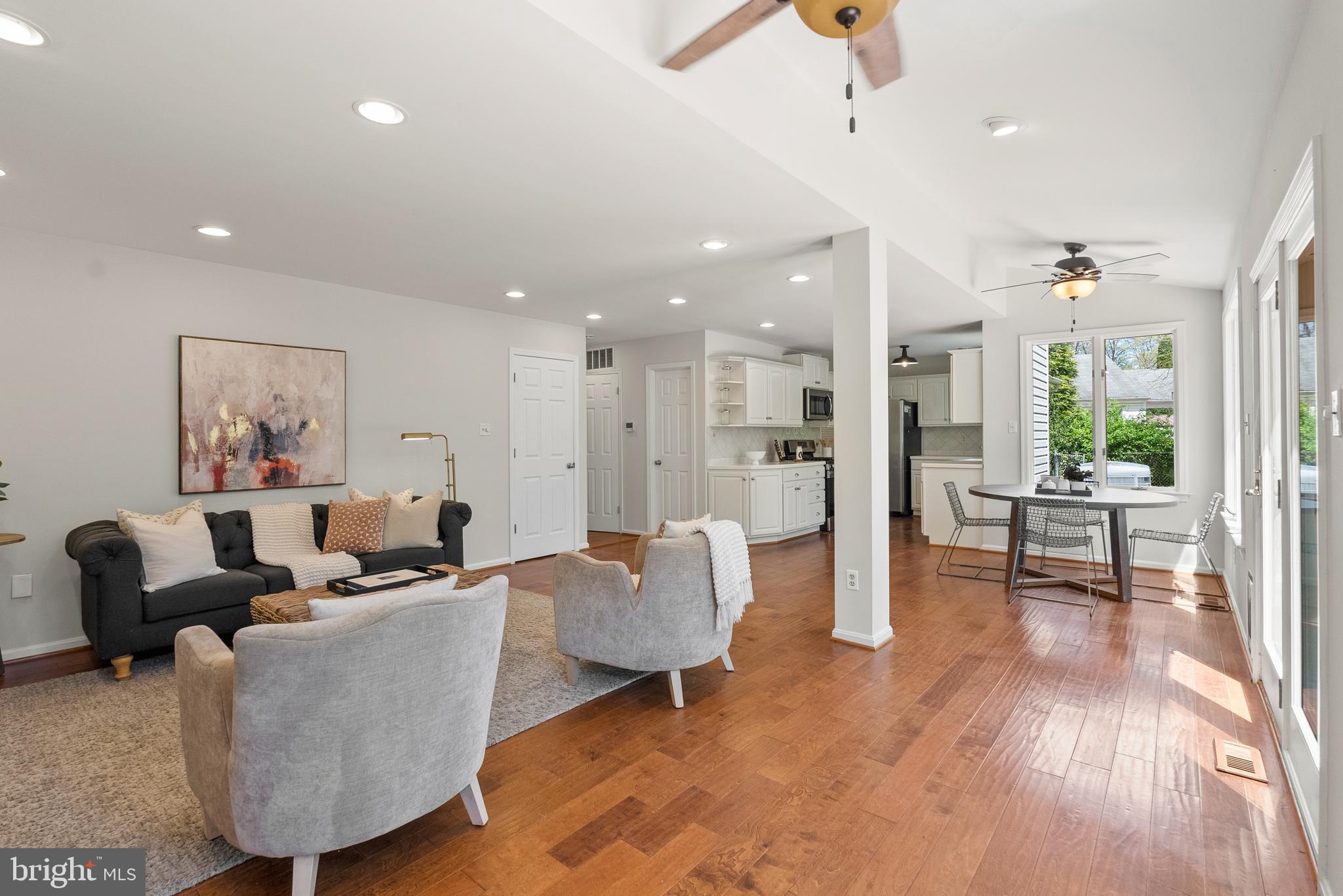 MIDDLERIDGE - Residential