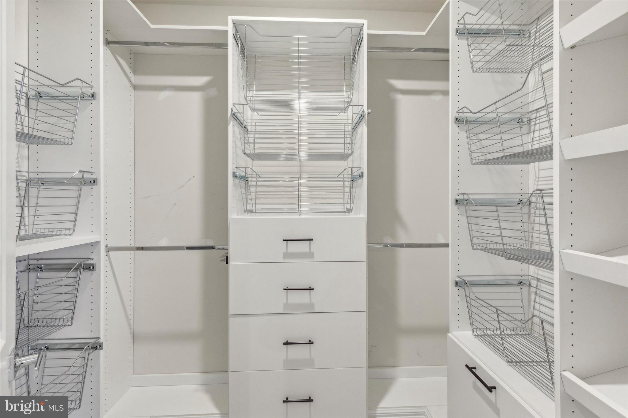 GREYSTONE - Residential