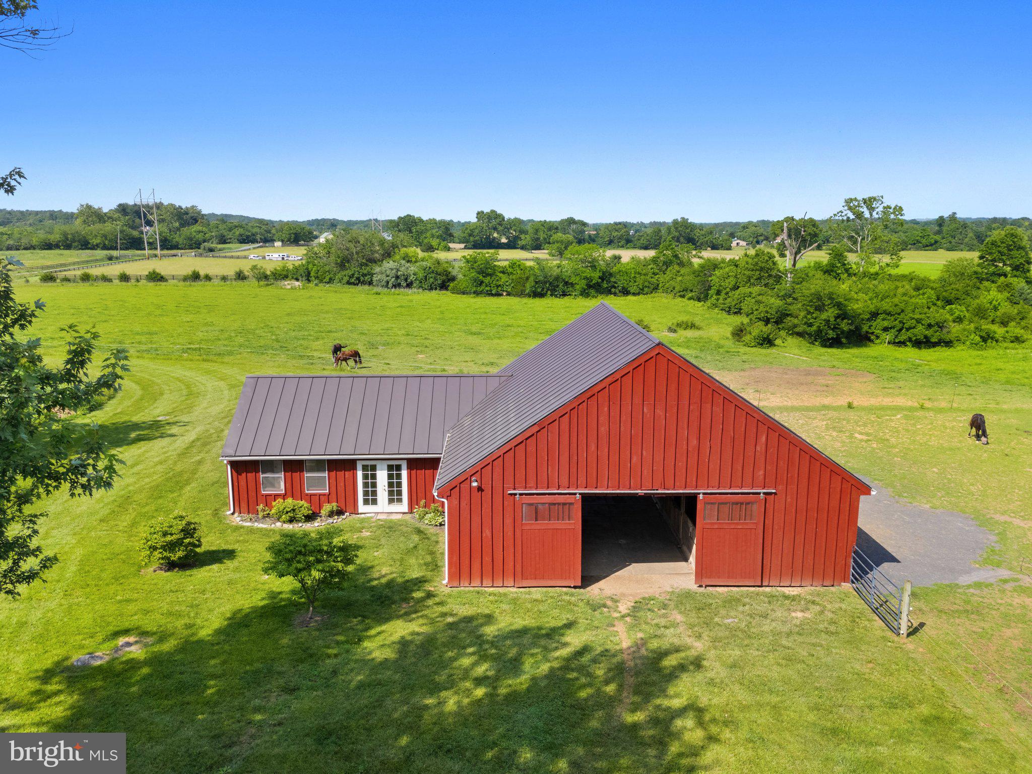 589 BELLEVUE LANE