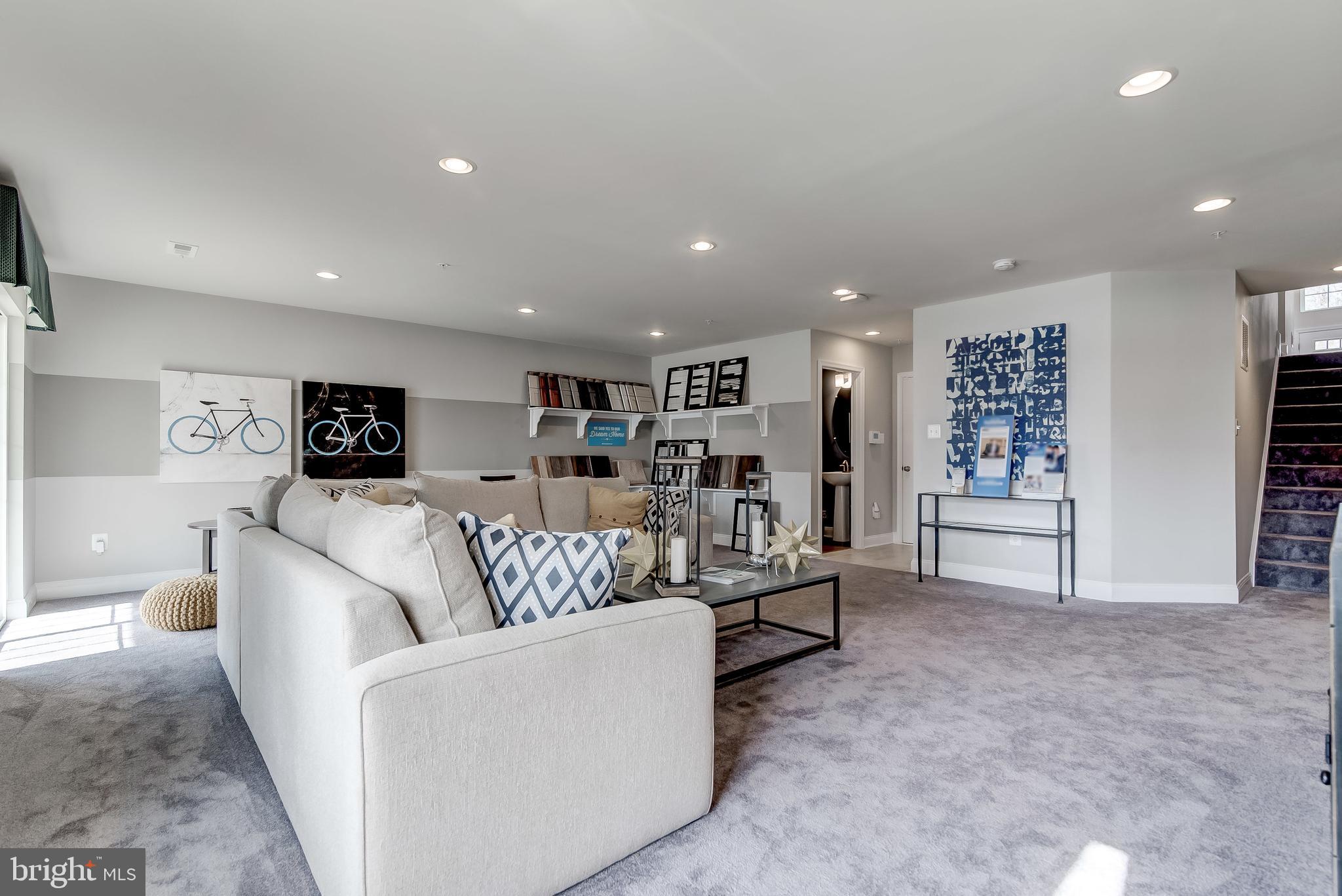 SUMMERFIELD VILLAGE - Residential