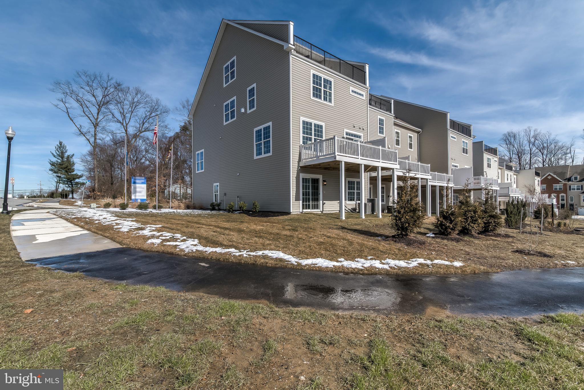 SUMMERFIELD VILLAGE - Residential