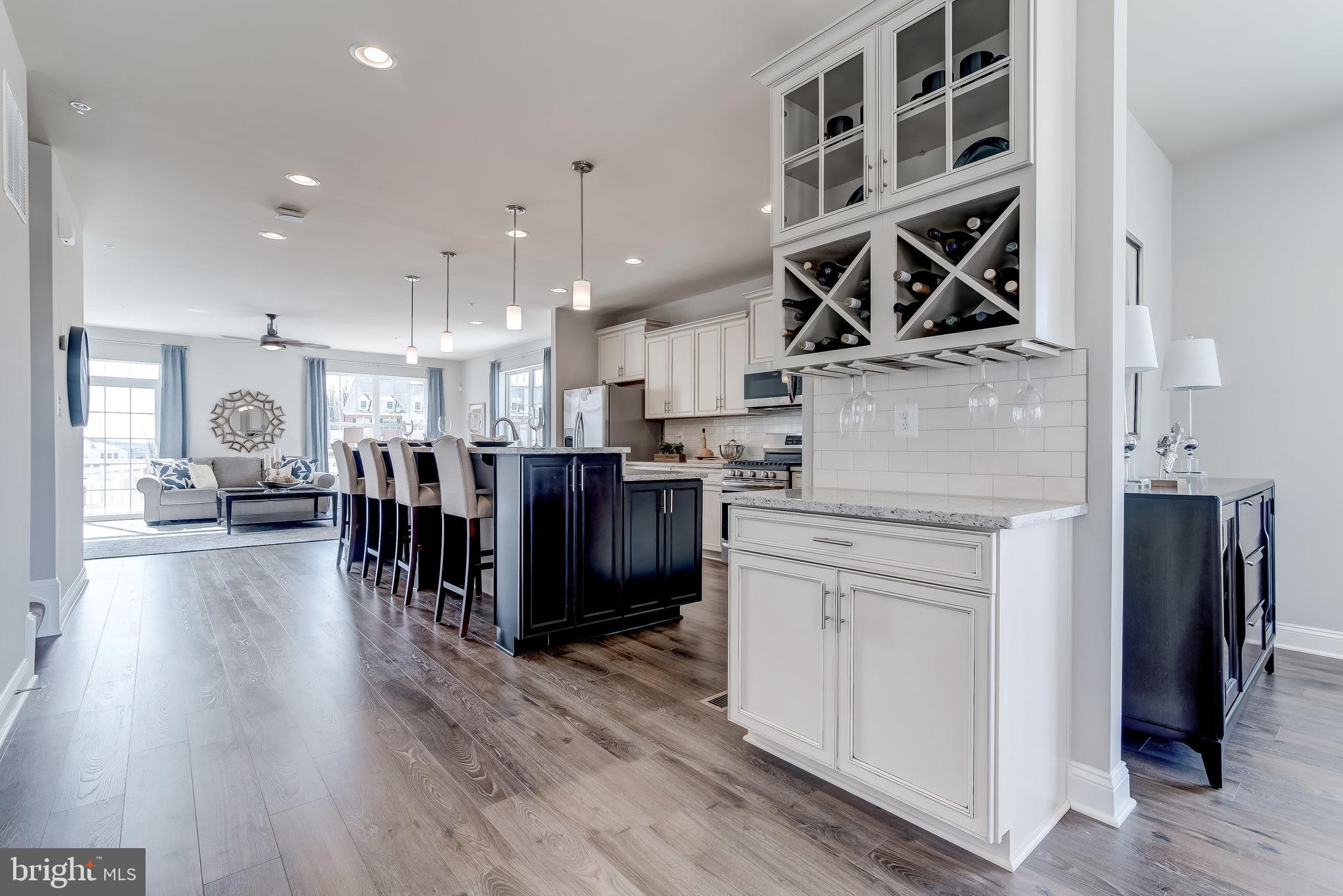 SUMMERFIELD VILLAGE - Residential