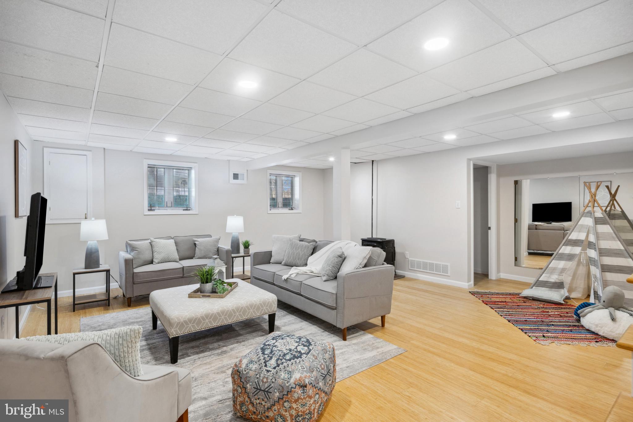 BRAMPTON HILLS - Residential