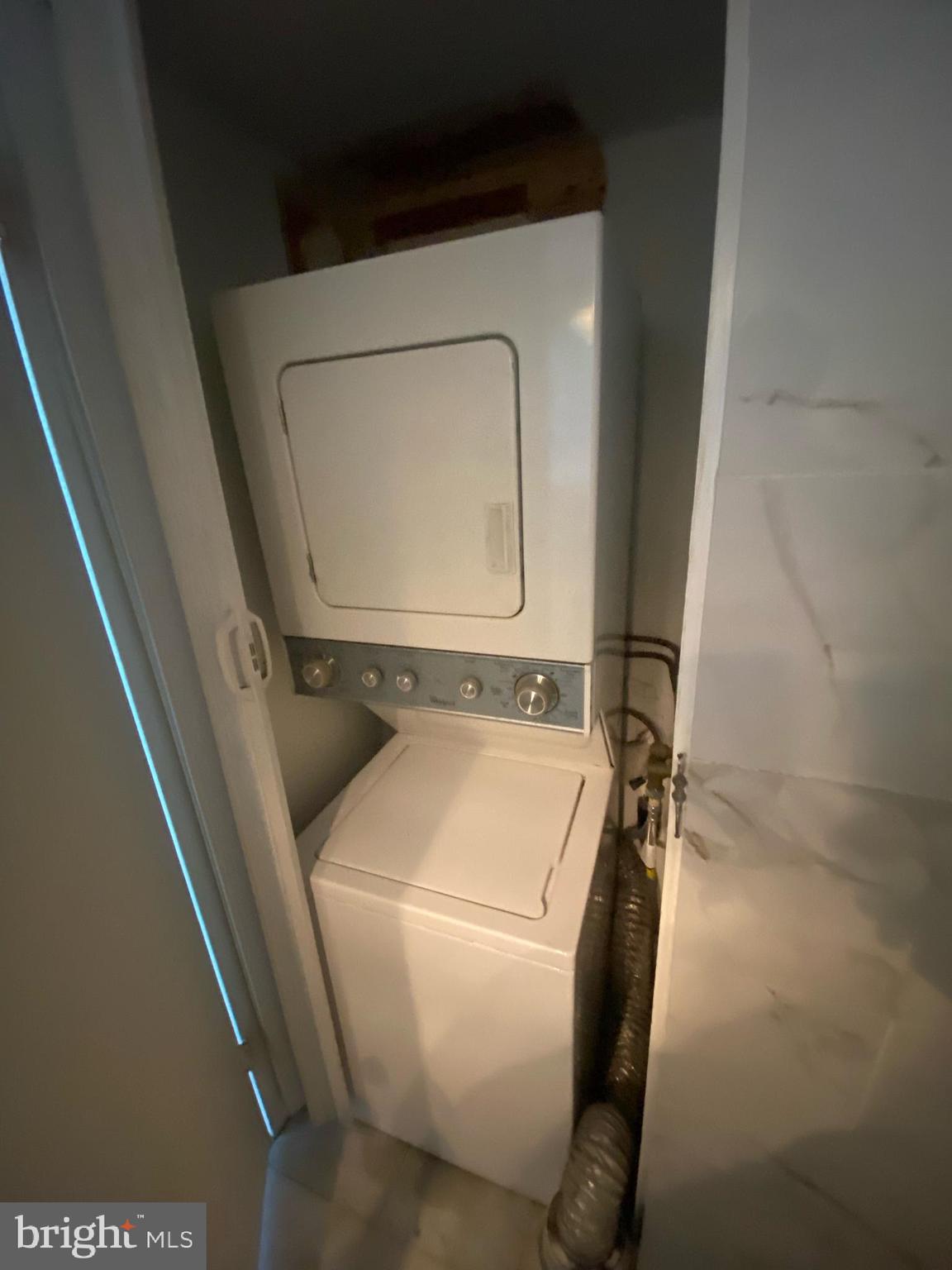 RIVER PARK - Residential