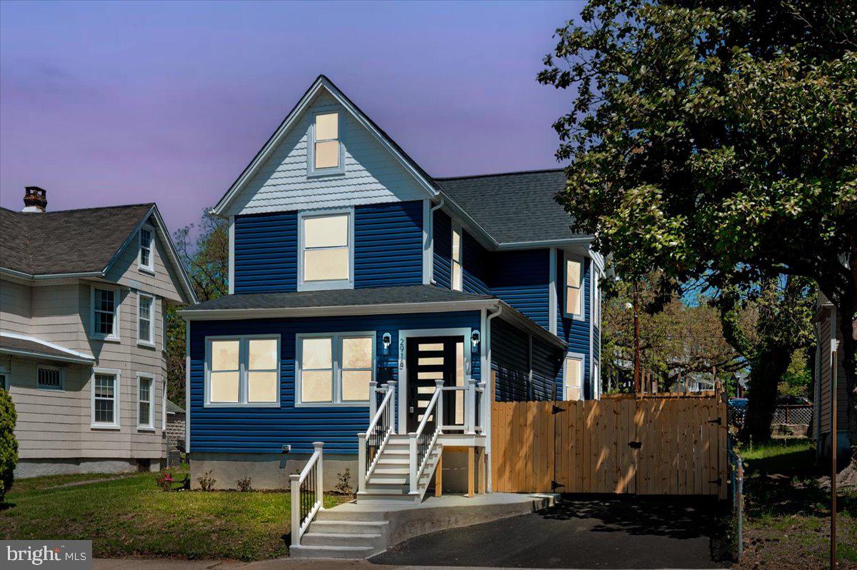 LAURAVILLE HISTORIC DISTRICT - Residential