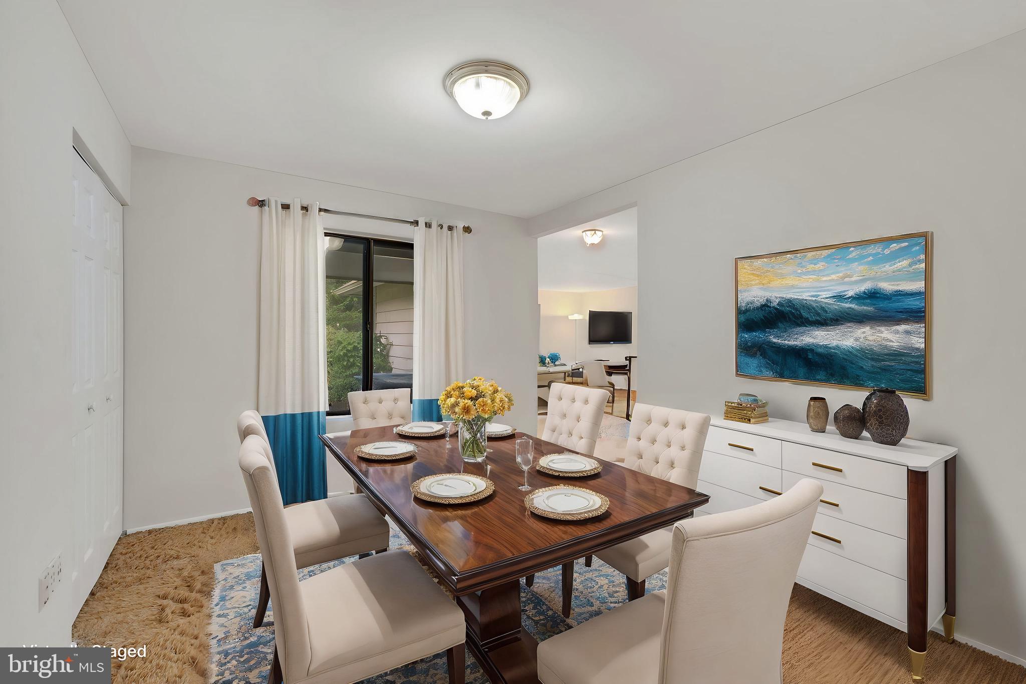 BENT TREE - Residential