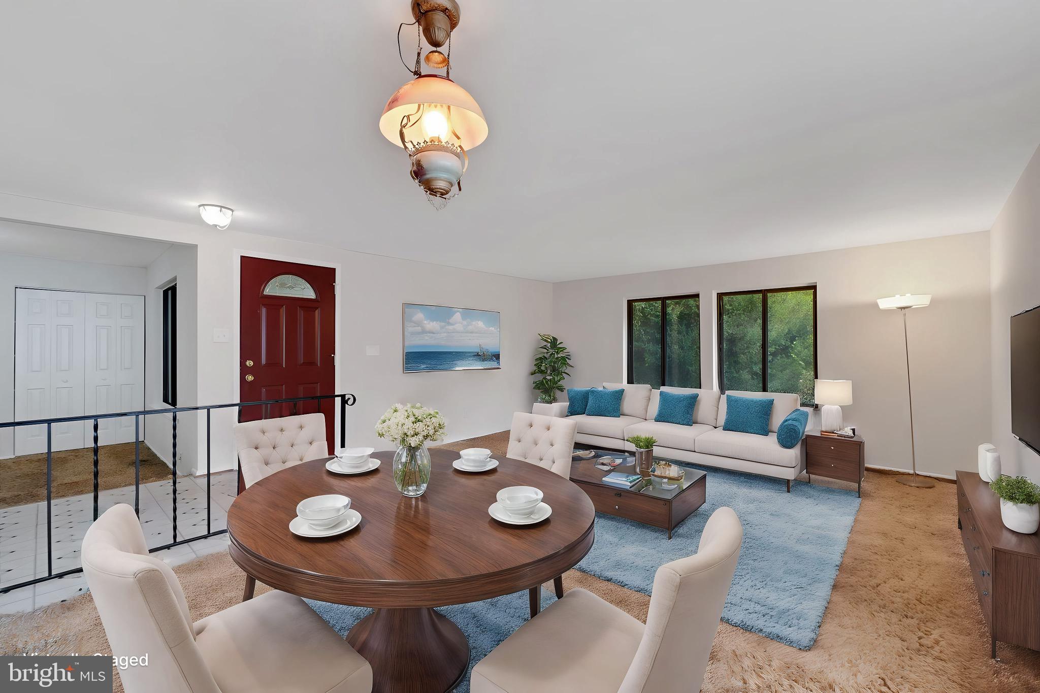 BENT TREE - Residential