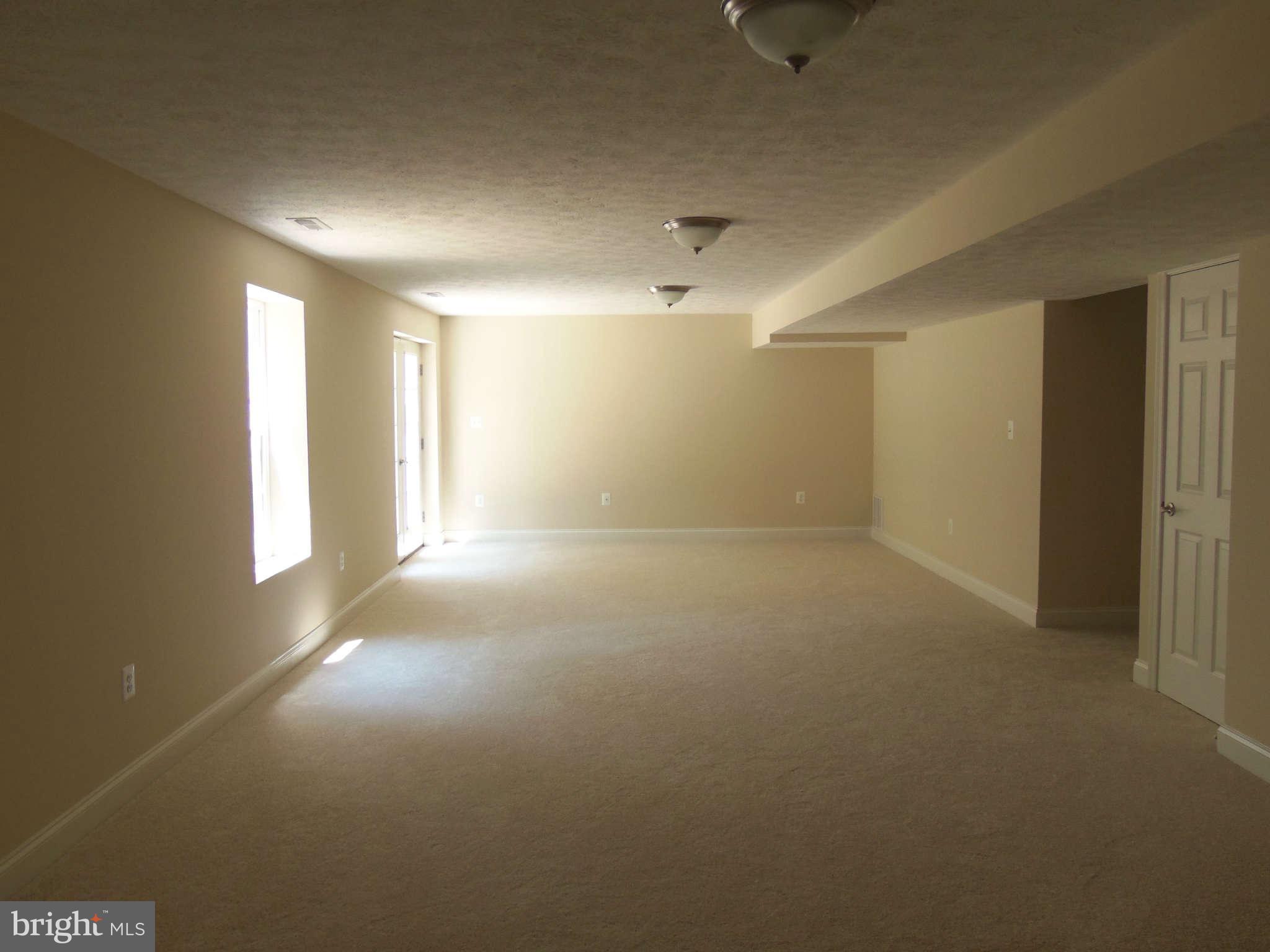 THE RESERVE AT TUDOR HALL - Residential