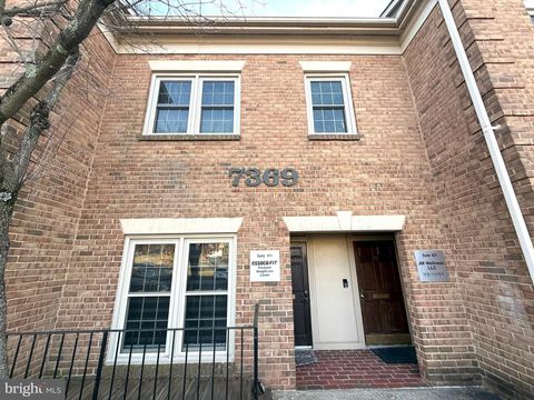 7369 MCWHORTER PLACE 411 ANNANDALE VA 22003