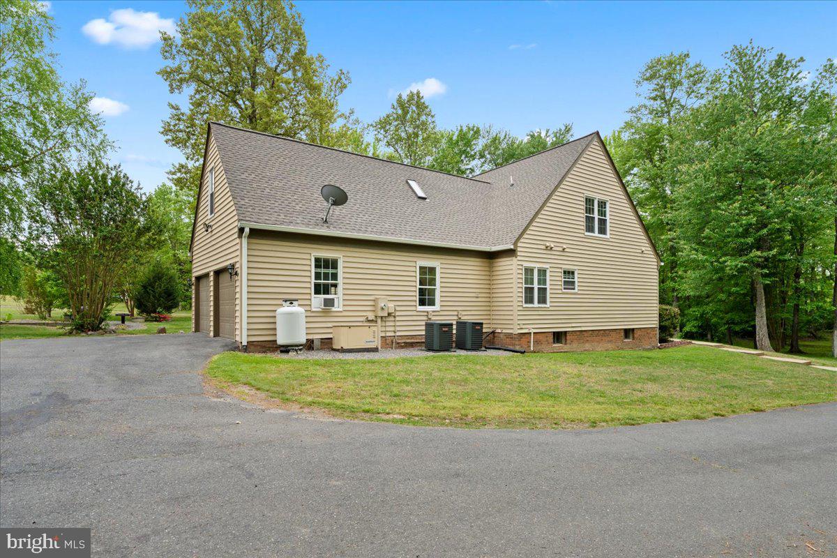 COURTHOUSE CROSSINGS - Residential