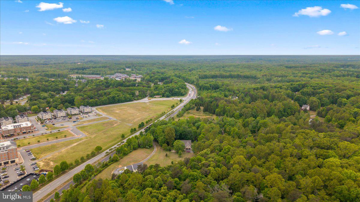 COURTHOUSE CROSSINGS - Residential