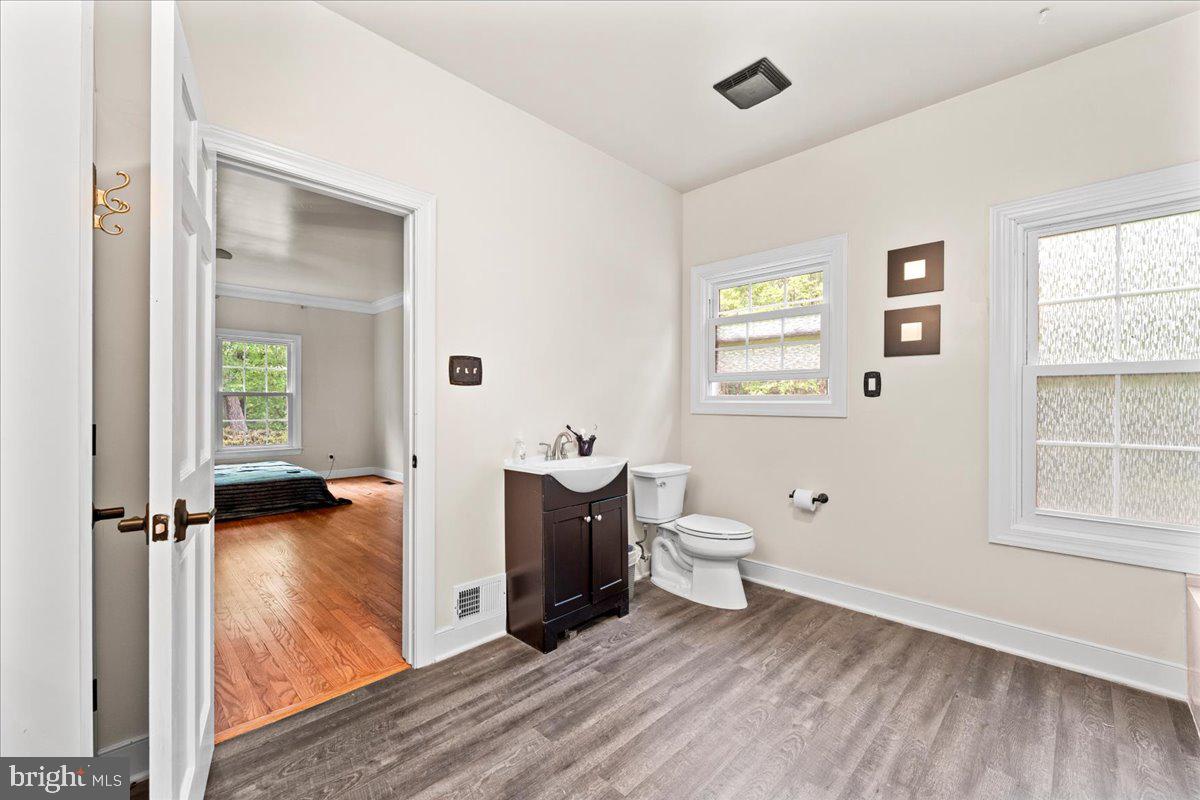 COURTHOUSE CROSSINGS - Residential