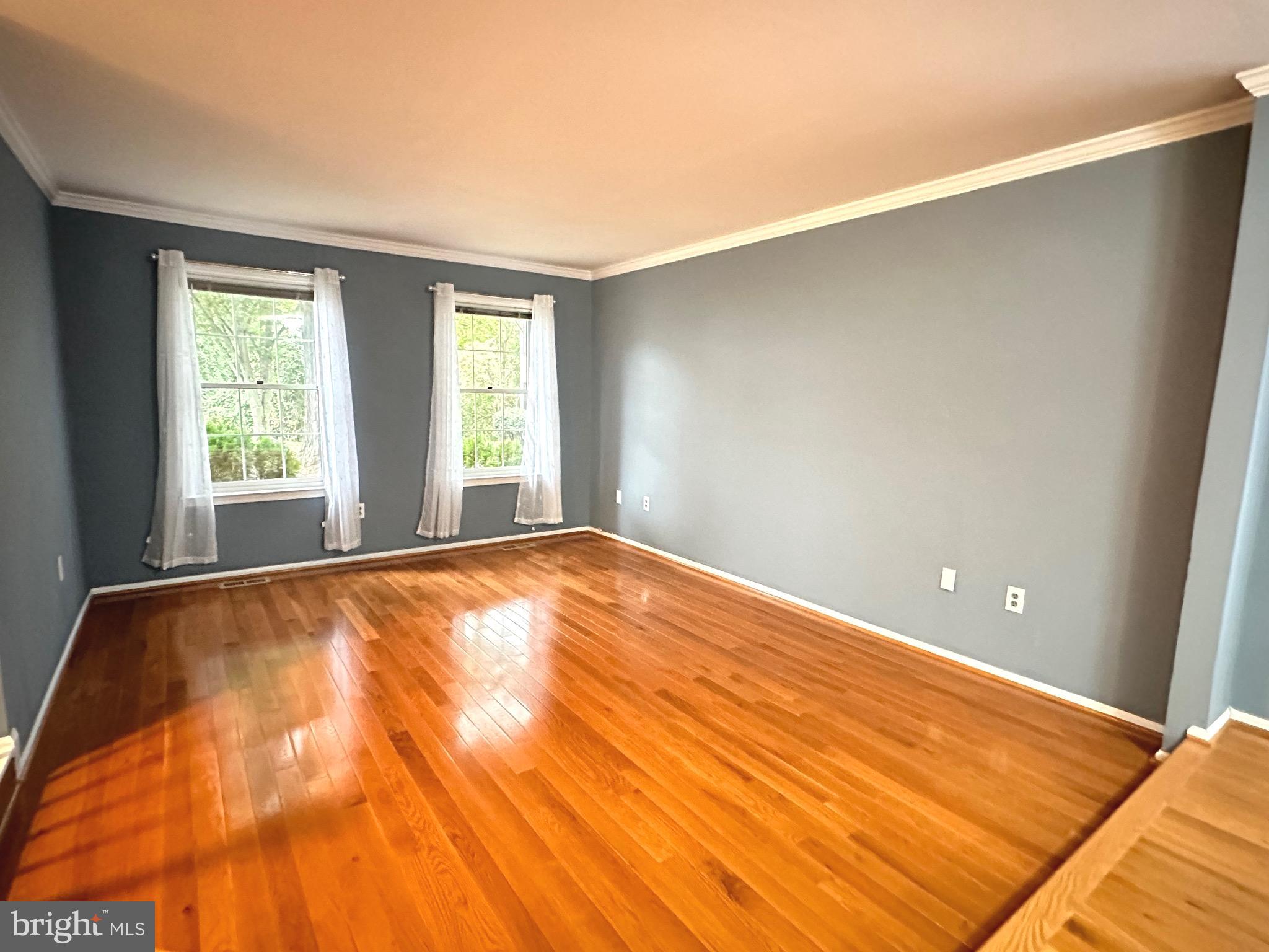 LAKE RIDGE - Residential