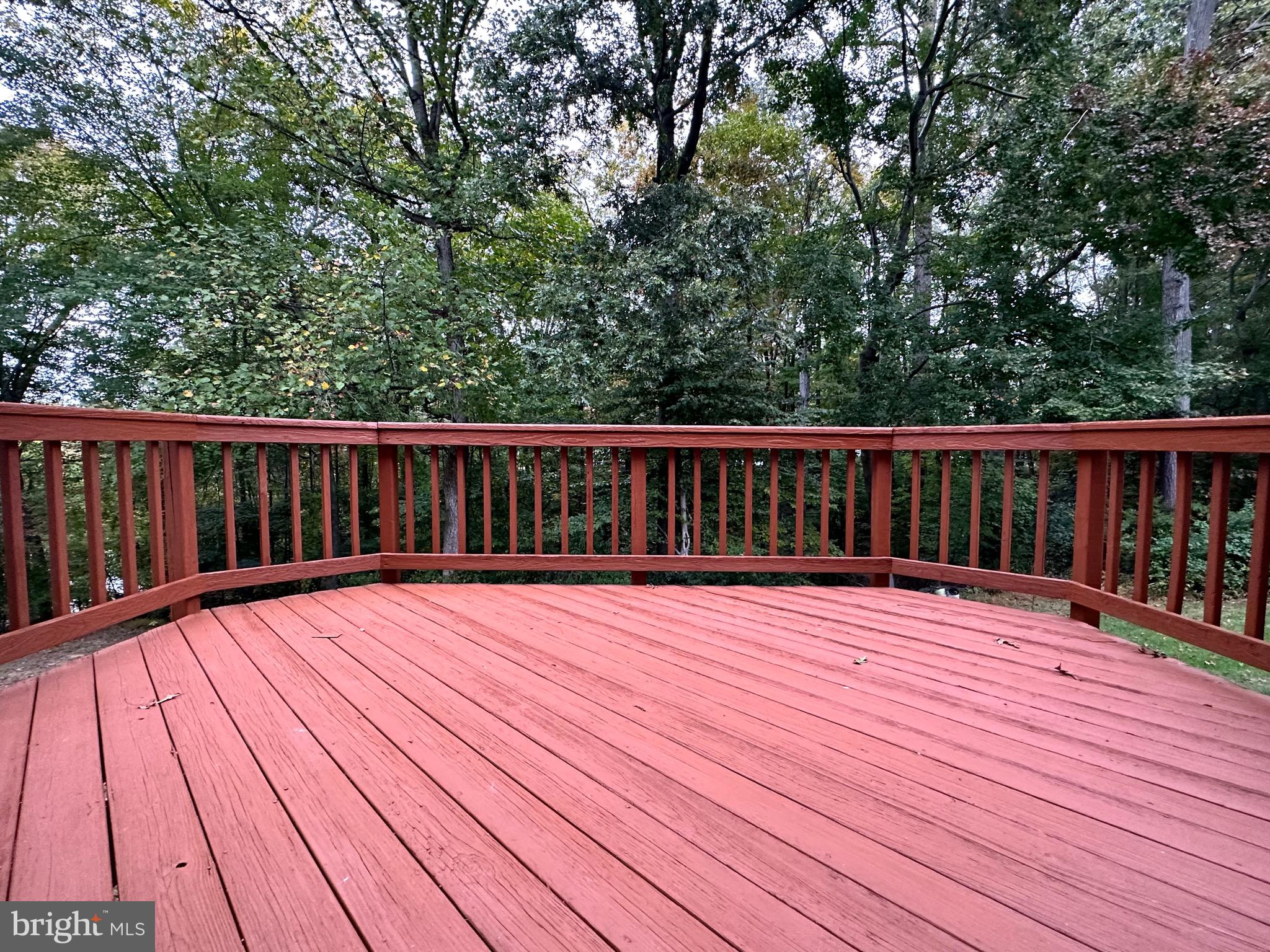 LAKE RIDGE - Residential