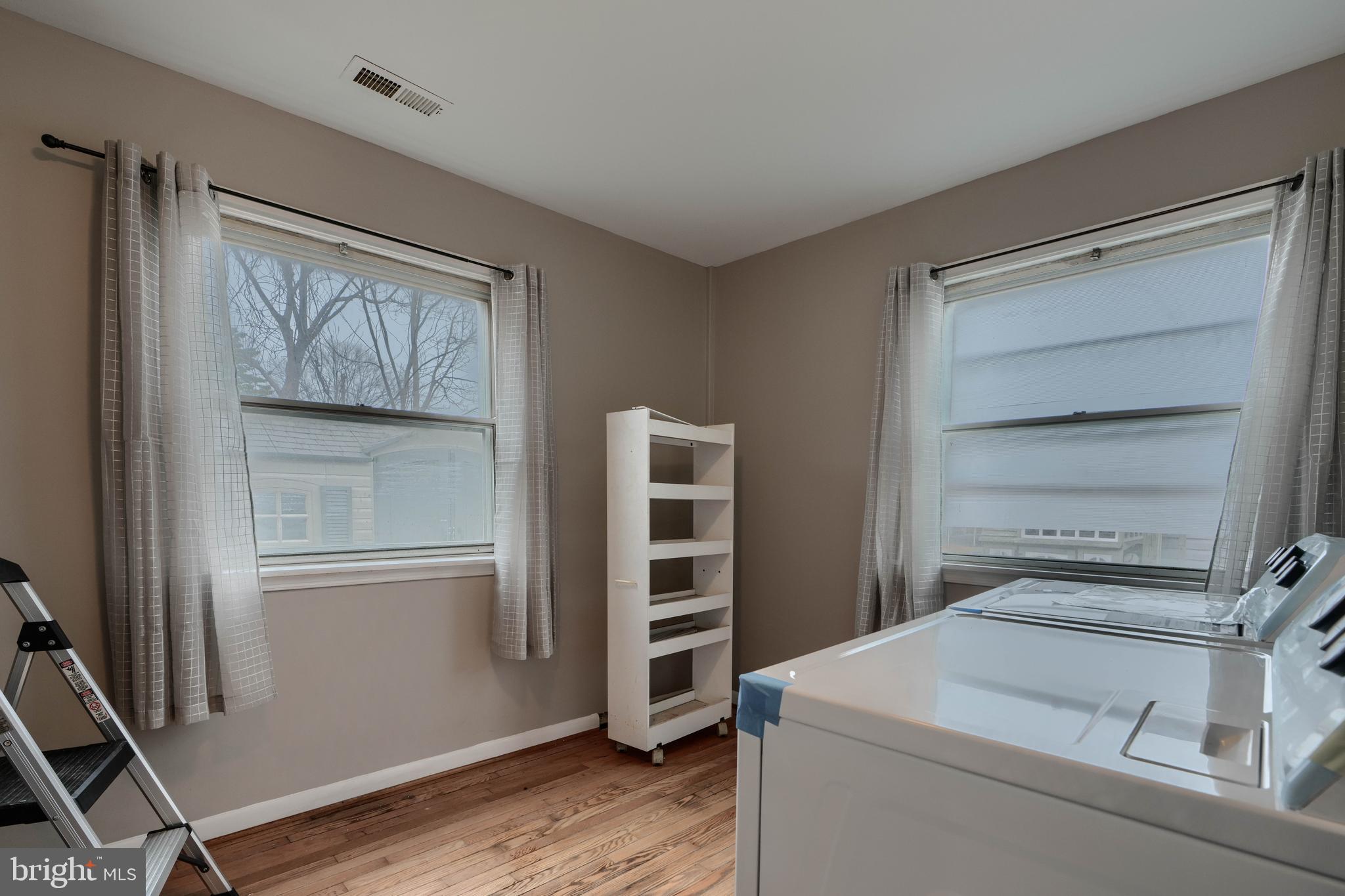 STANSBURY MANOR - Residential