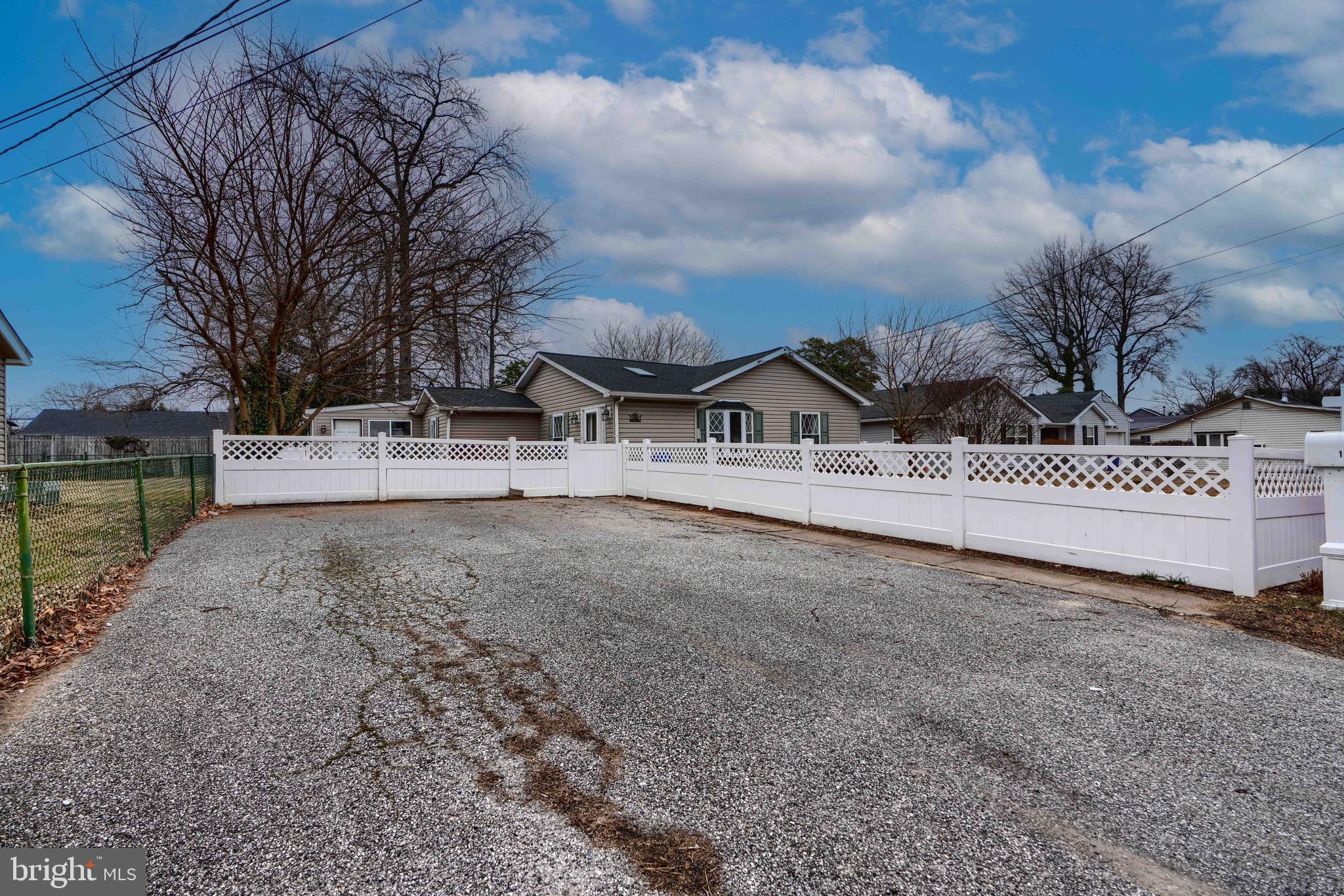 STANSBURY MANOR - Residential