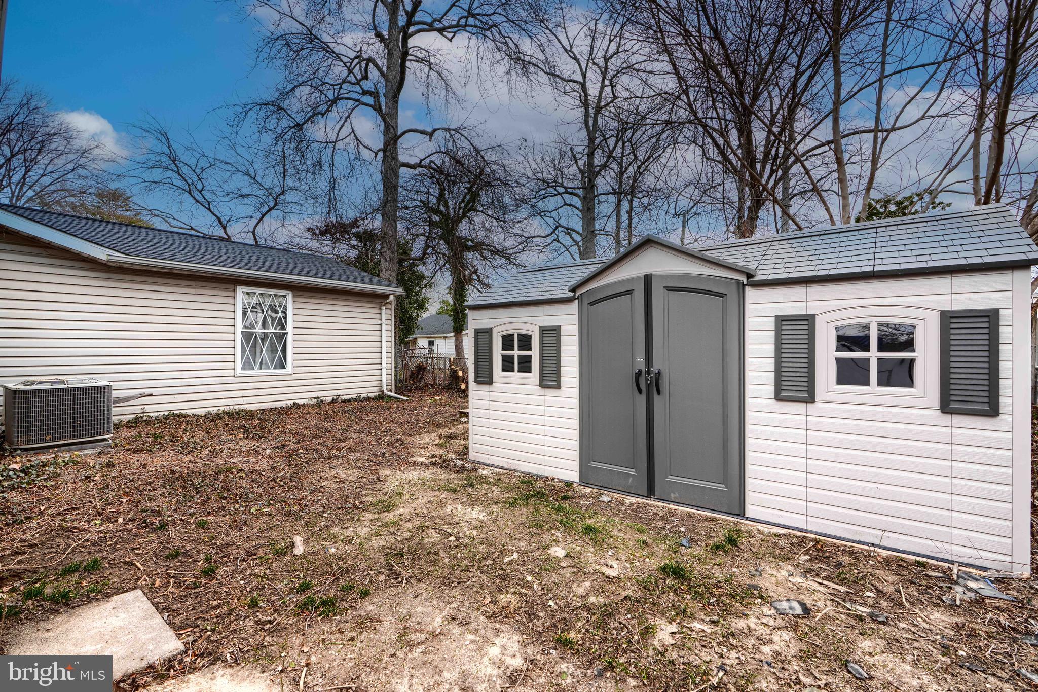 STANSBURY MANOR - Residential