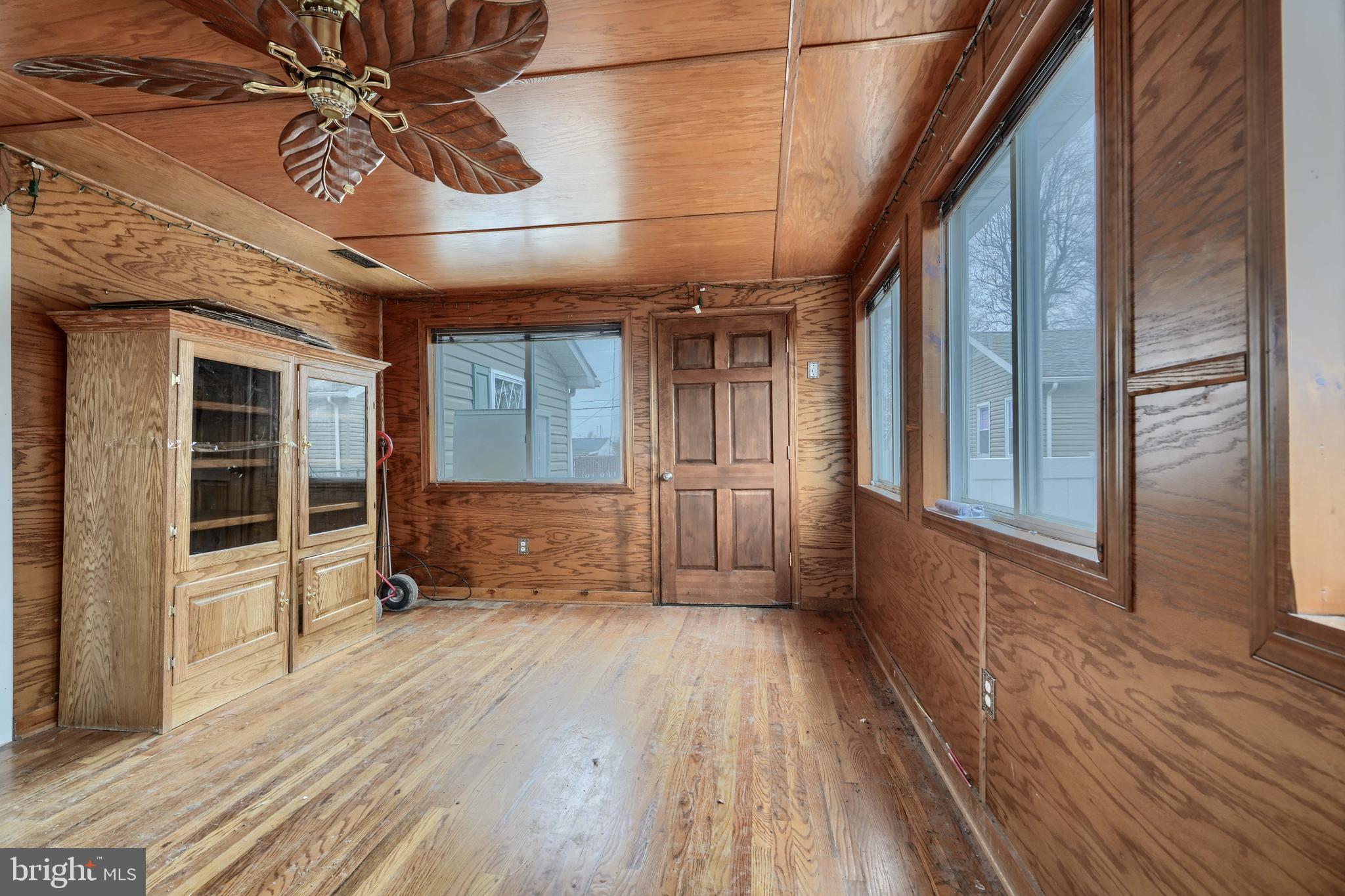 STANSBURY MANOR - Residential