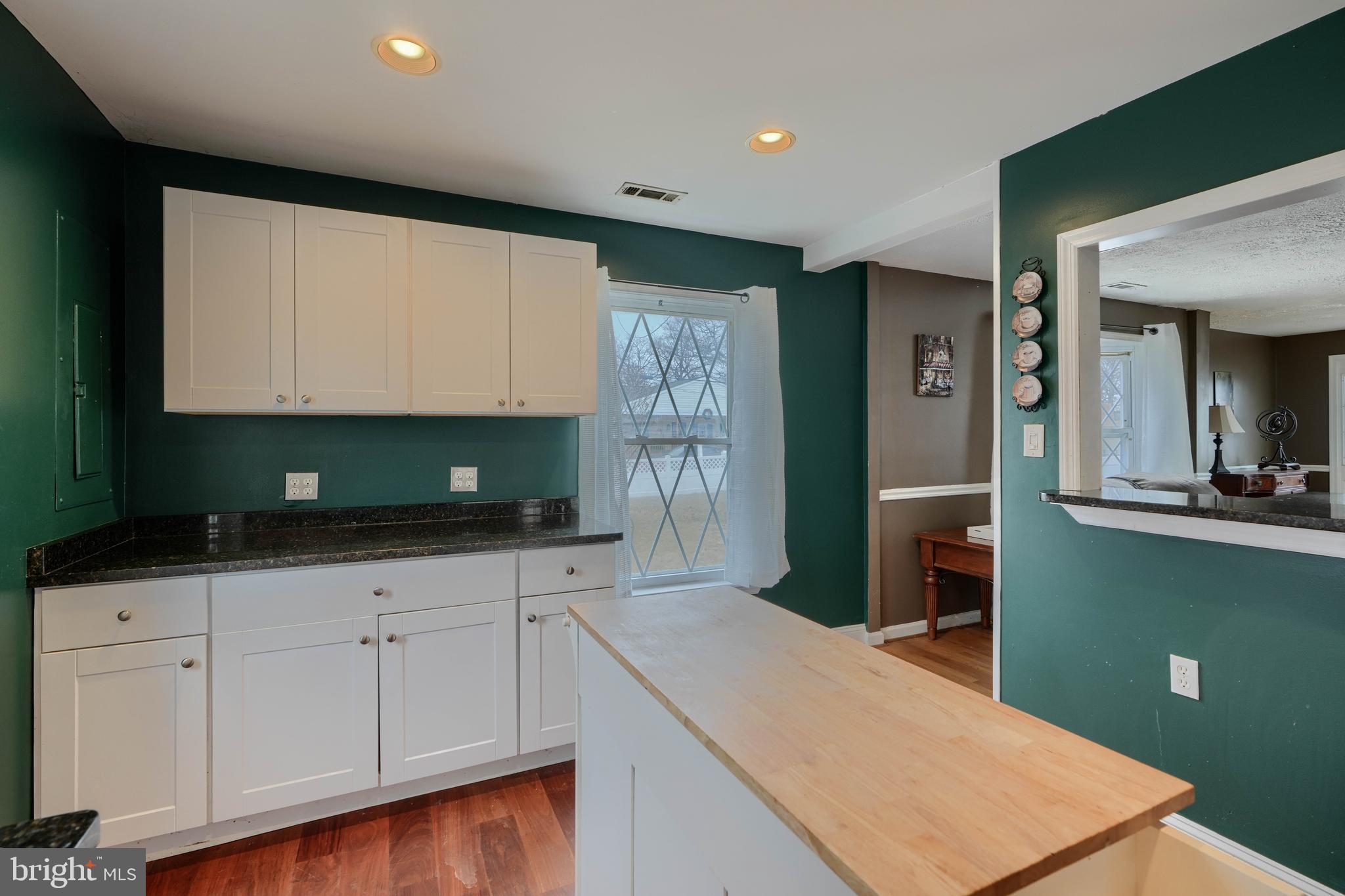 STANSBURY MANOR - Residential