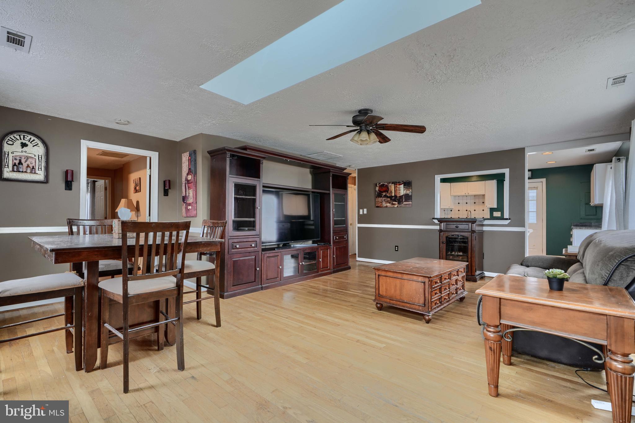 STANSBURY MANOR - Residential