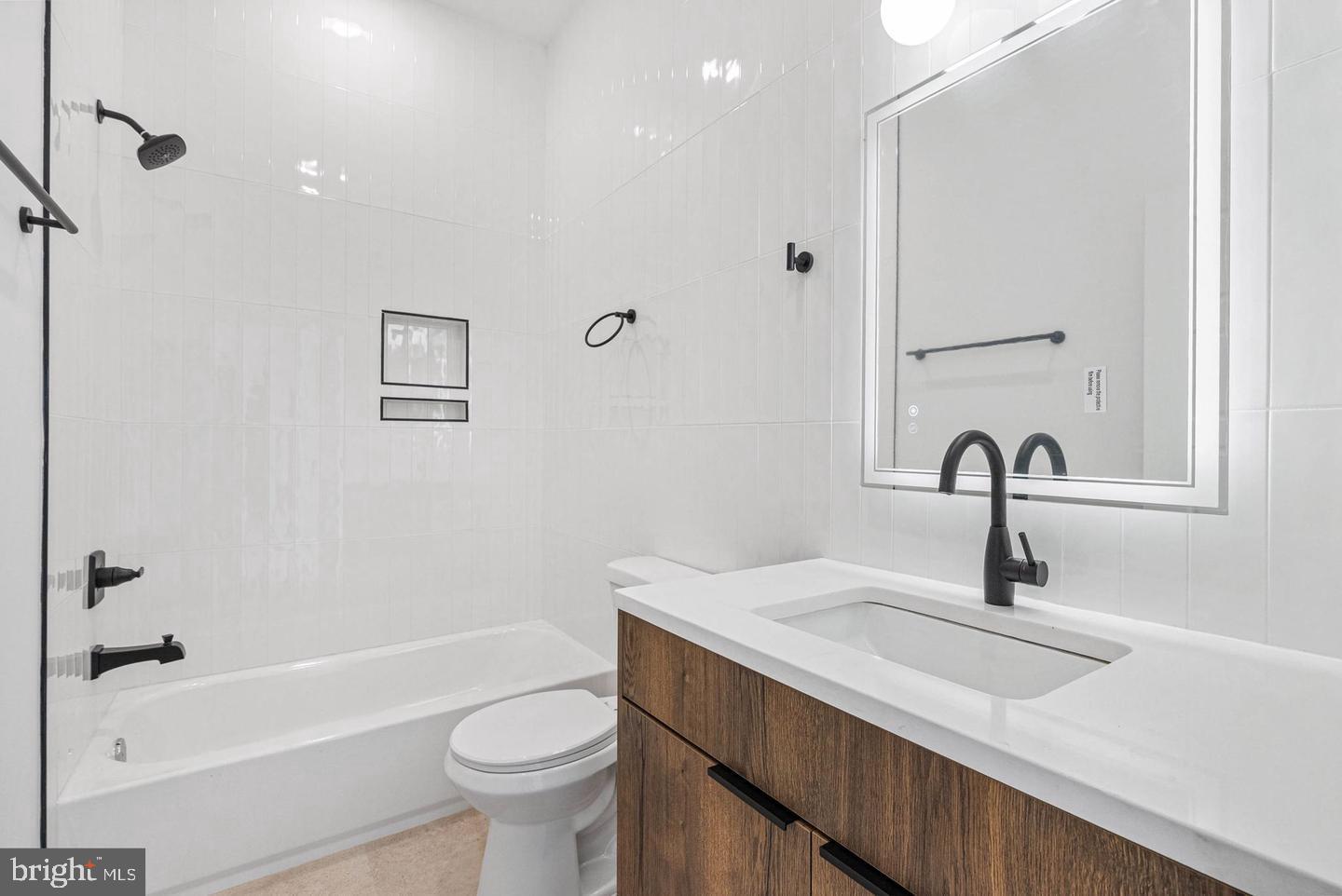 OLDE KENSINGTON - Residential