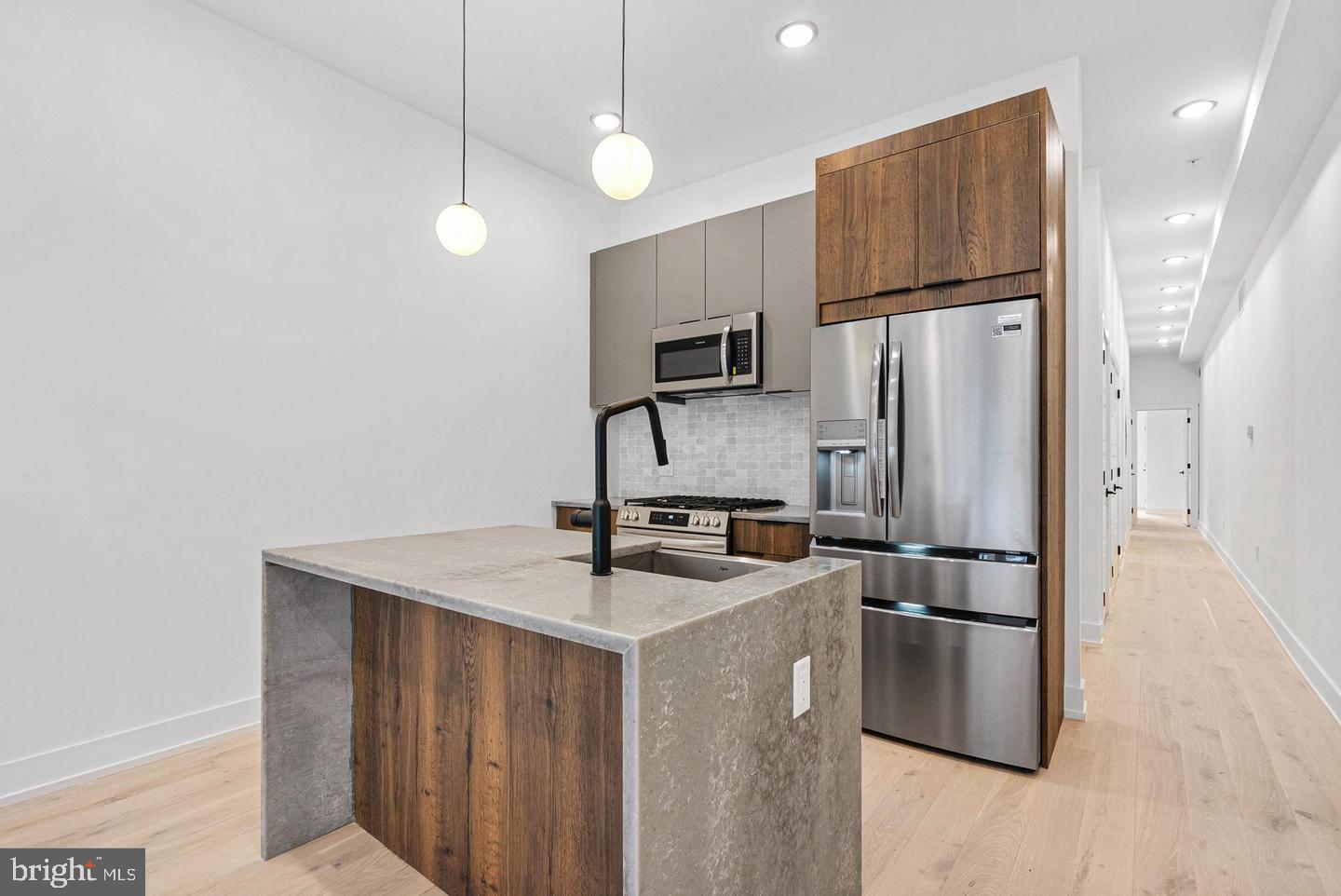 OLDE KENSINGTON - Residential