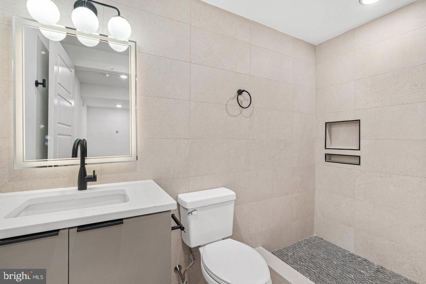 OLDE KENSINGTON - Residential