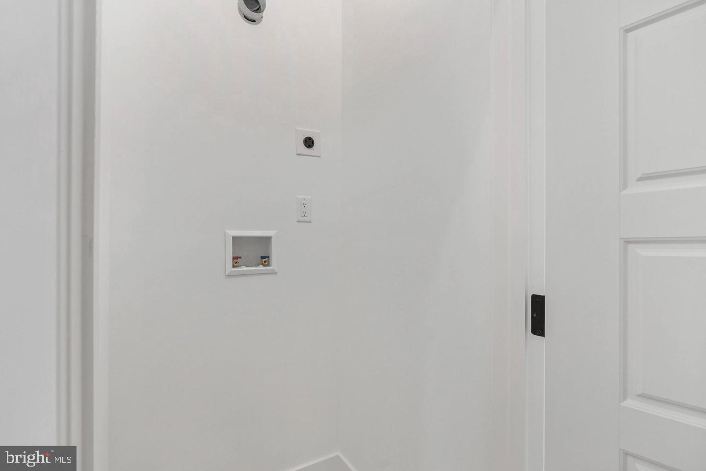 OLDE KENSINGTON - Residential